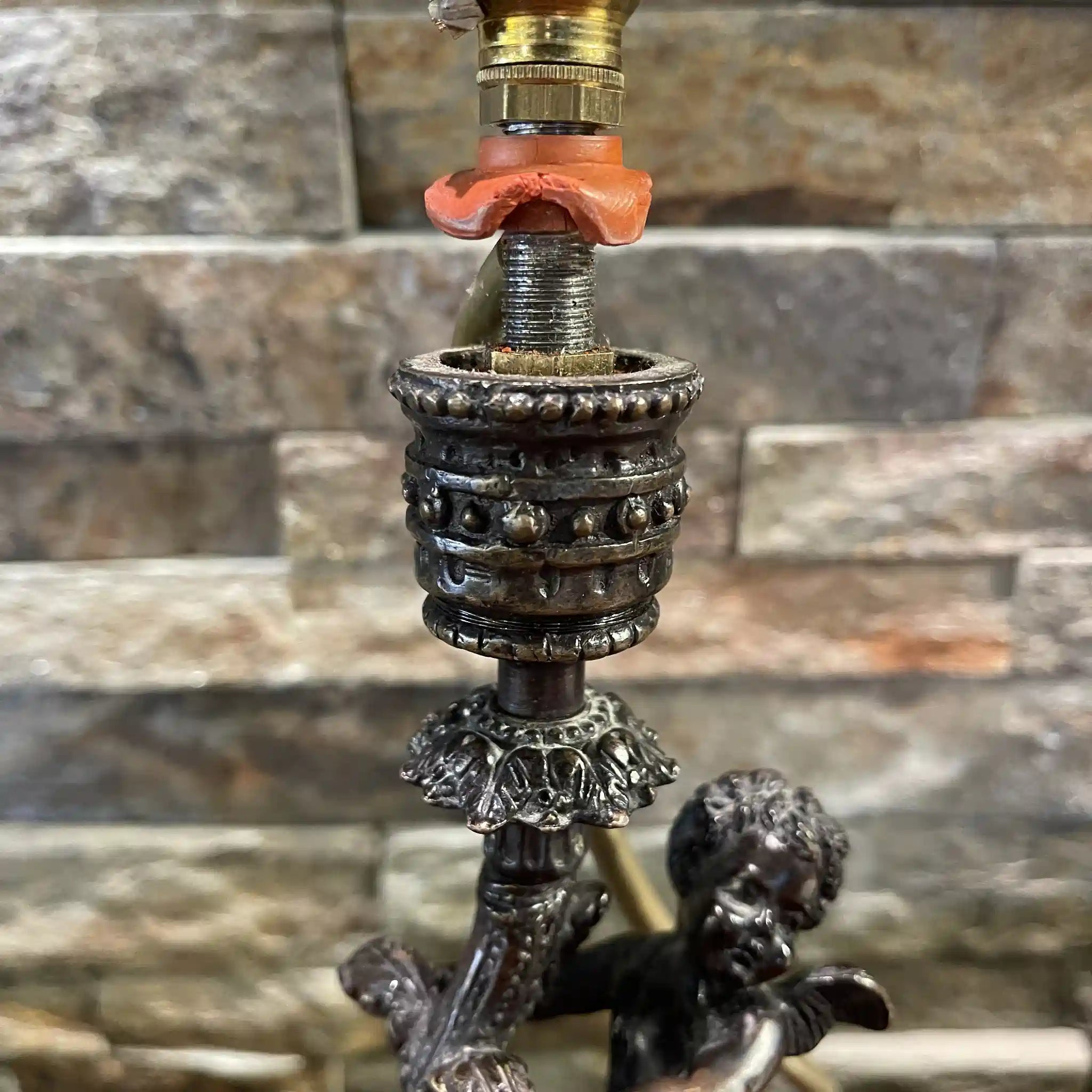 【ビンテージ】 ランプ / ネオ・バロック様式 / 1950-1970年代 (推定) / 真鍮 / イギリス / プリーツシェード、天使鋳造像