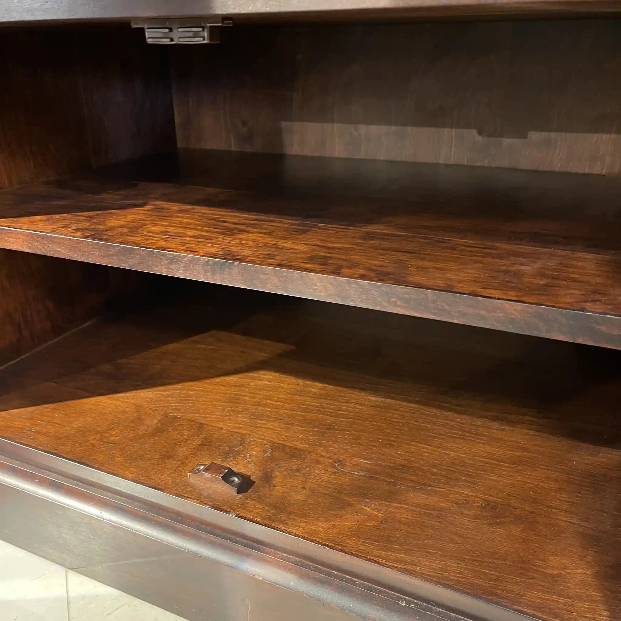 【リユース】 サイドボード / カムイ(神居民芸) / 木製ガラス / 日本