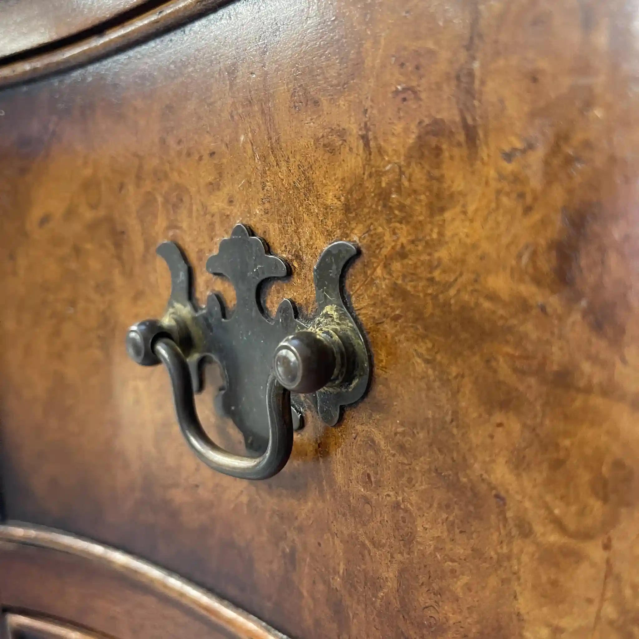 Vintage Mini Chest / Bevan Funnell Ltd / Late 20th Century (Estimated) / Walnut / UK / Serpentine Front