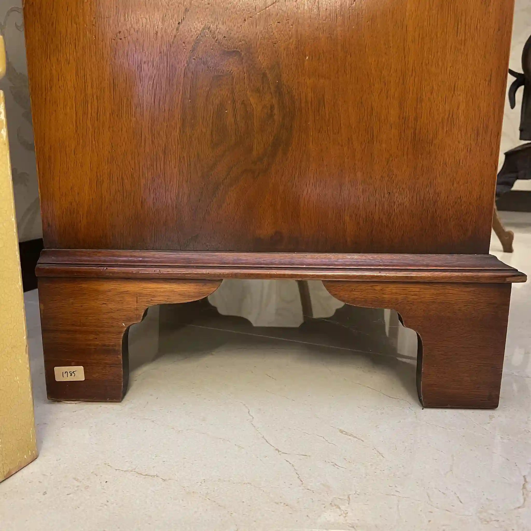 Vintage Mini Chest / Bevan Funnell Ltd / Late 20th Century (Estimated) / Walnut / UK / Serpentine Front
