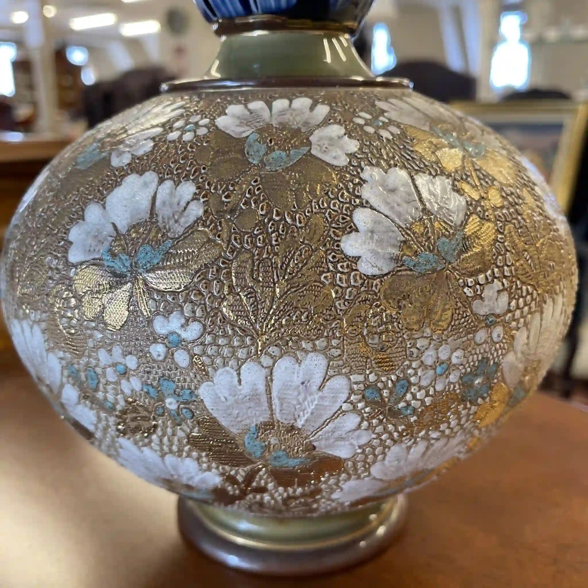 花瓶/ Royal Doulton / SLATER, 兰贝斯窑(Lambethware) / 20年代- 30年代左右/英国/斯莱特专利技术,蕾丝转印装饰,手工珐琅着色