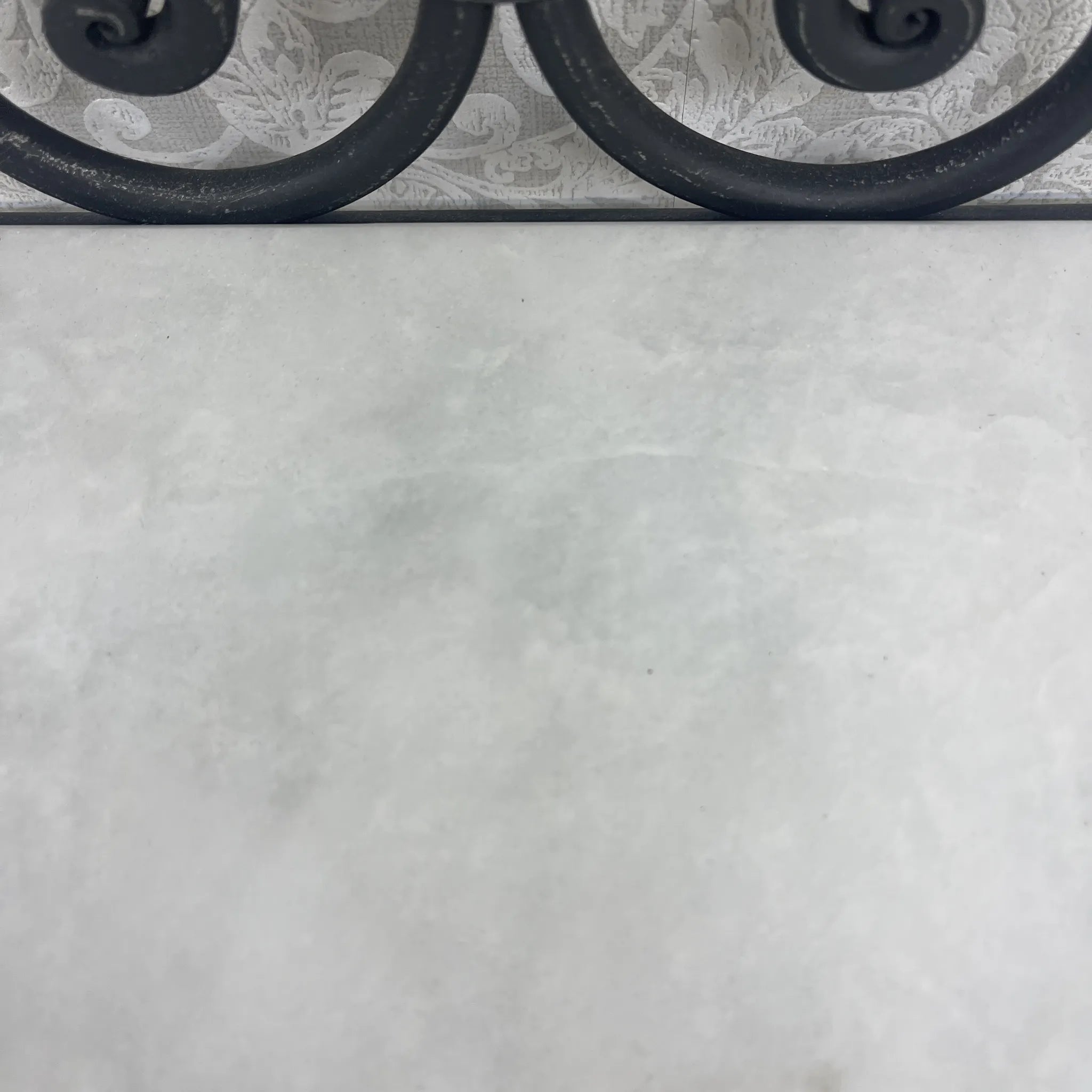 【リユース】 ワインラック / アイアン大理石