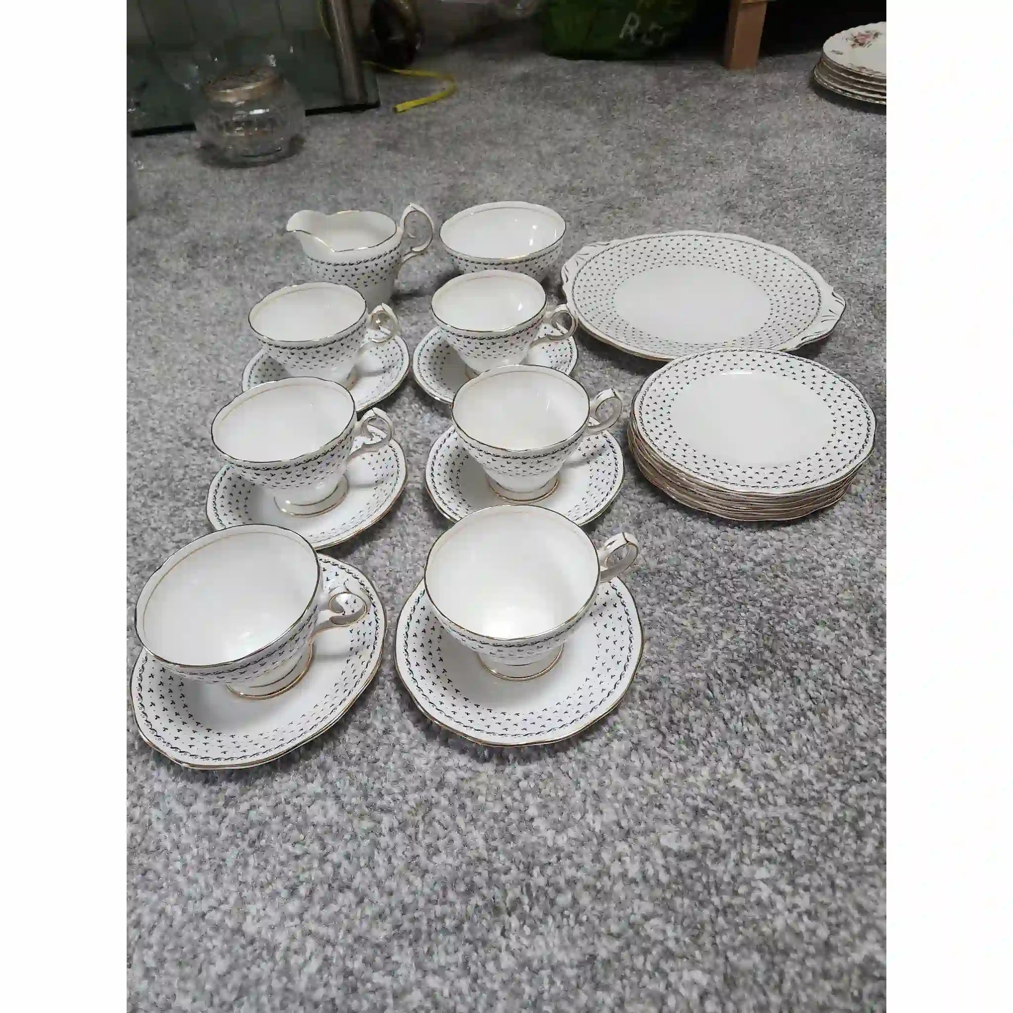 【】 ケーキプレート付きの茶セット