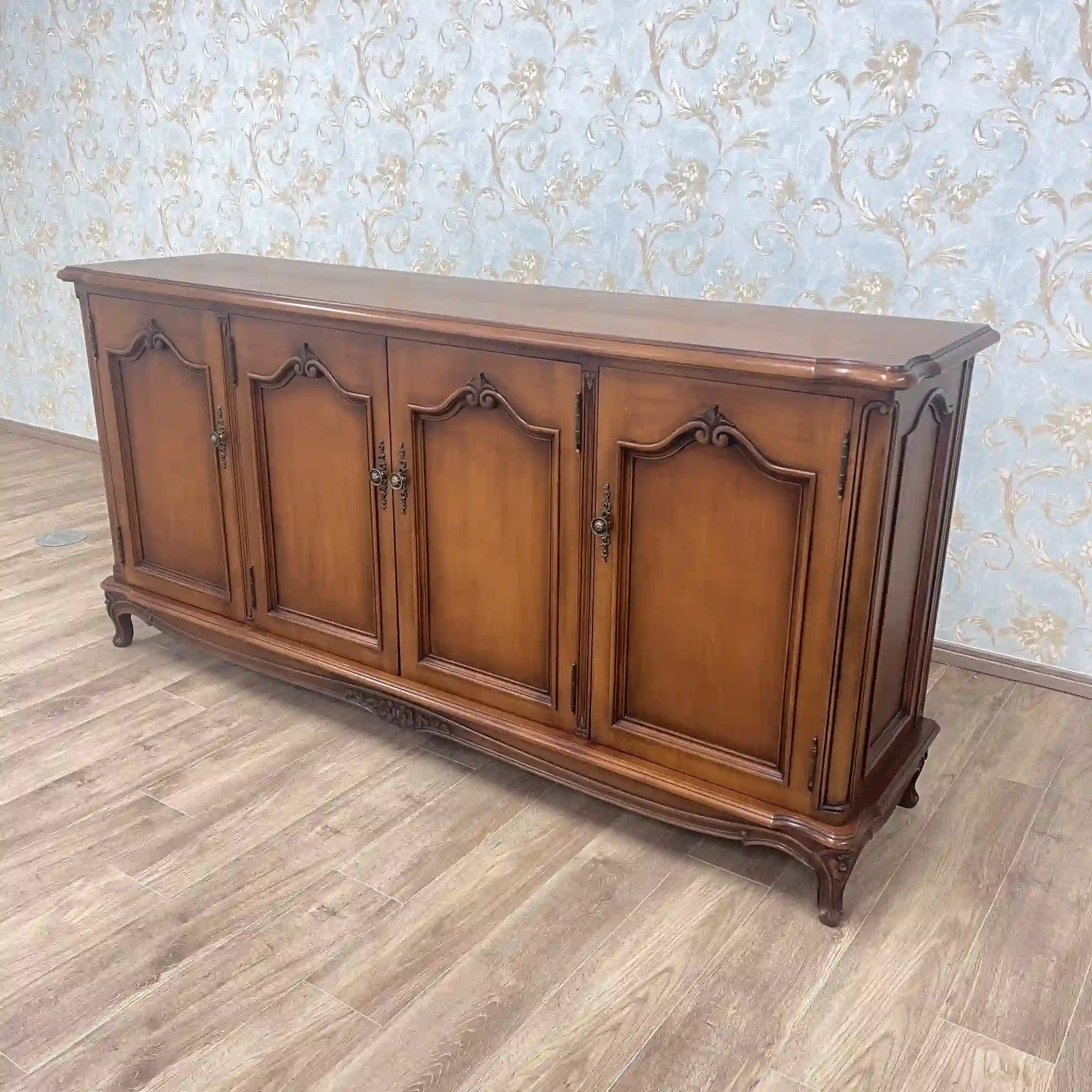 【アンティーク】サイドボード　カリモク家具 / LOUIS XV