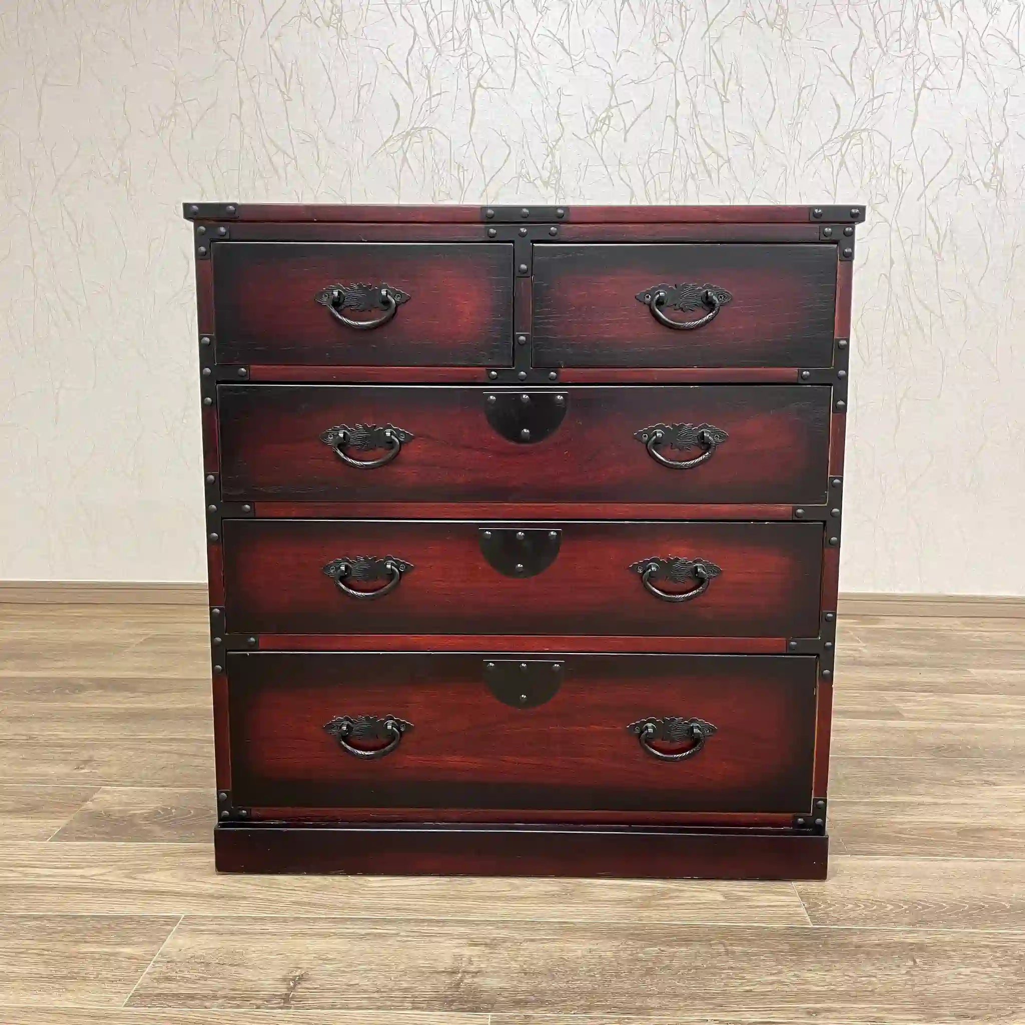 [Antiques] Folk art style chest, 4 drawers