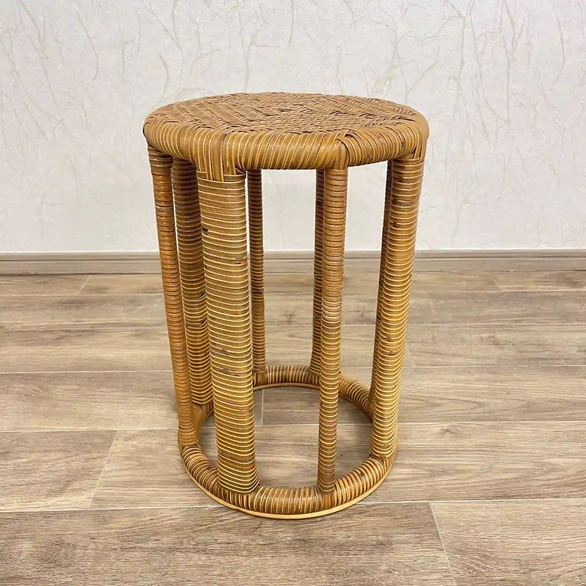 【リユース】 ラタンスツール　