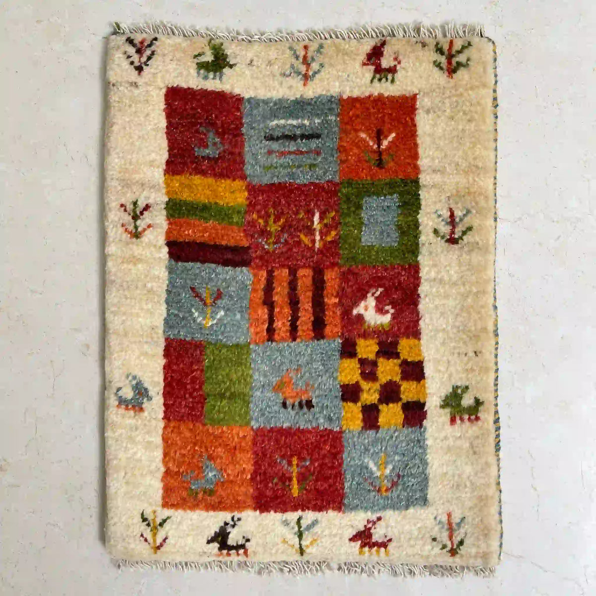 Gabbeh 60cm x 45cm / Wool / Iran / Hand-woven / Vegetable-dyed