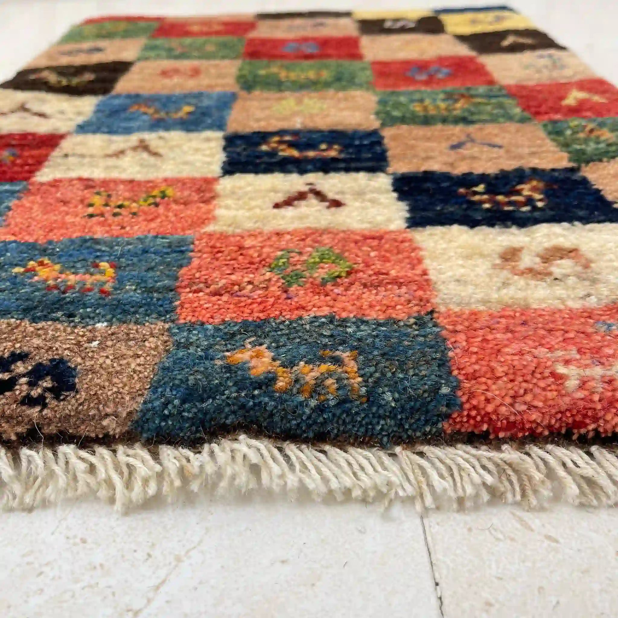 【絨毯/ラグ/ペルシャ絨毯】 ギャッベ 59×45 シラーズ産 ウール 手織り　草木染め / ウール  草木染め