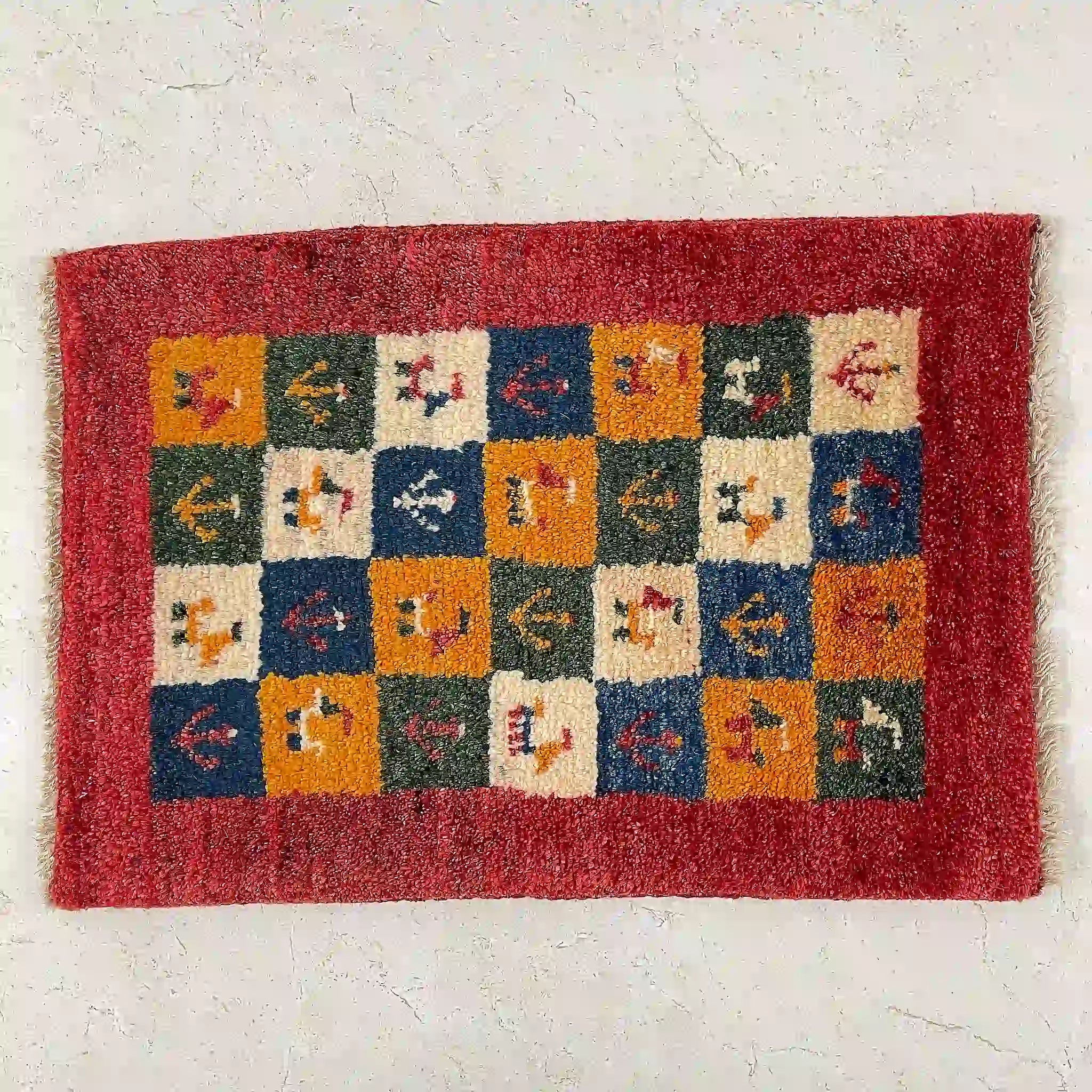 【絨毯/ラグ/ペルシャ絨毯】 ギャッベ 61×43 シラーズ産 ウール　ヤラメ 手織り　草木染め　