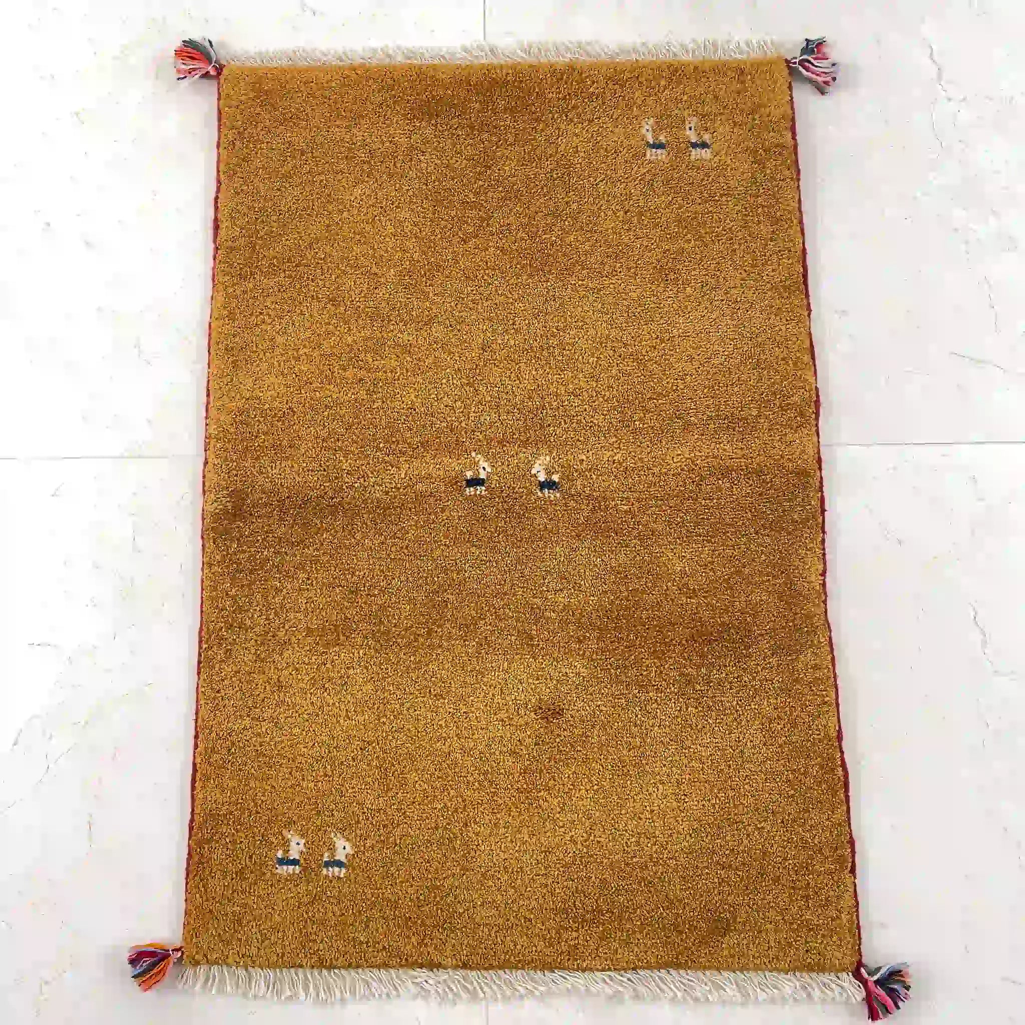 【絨毯/ラグ/ペルシャ絨毯】 ギャッベ 125×85 シラーズ産 ウール  ヤラメ 手織り　草木染め
