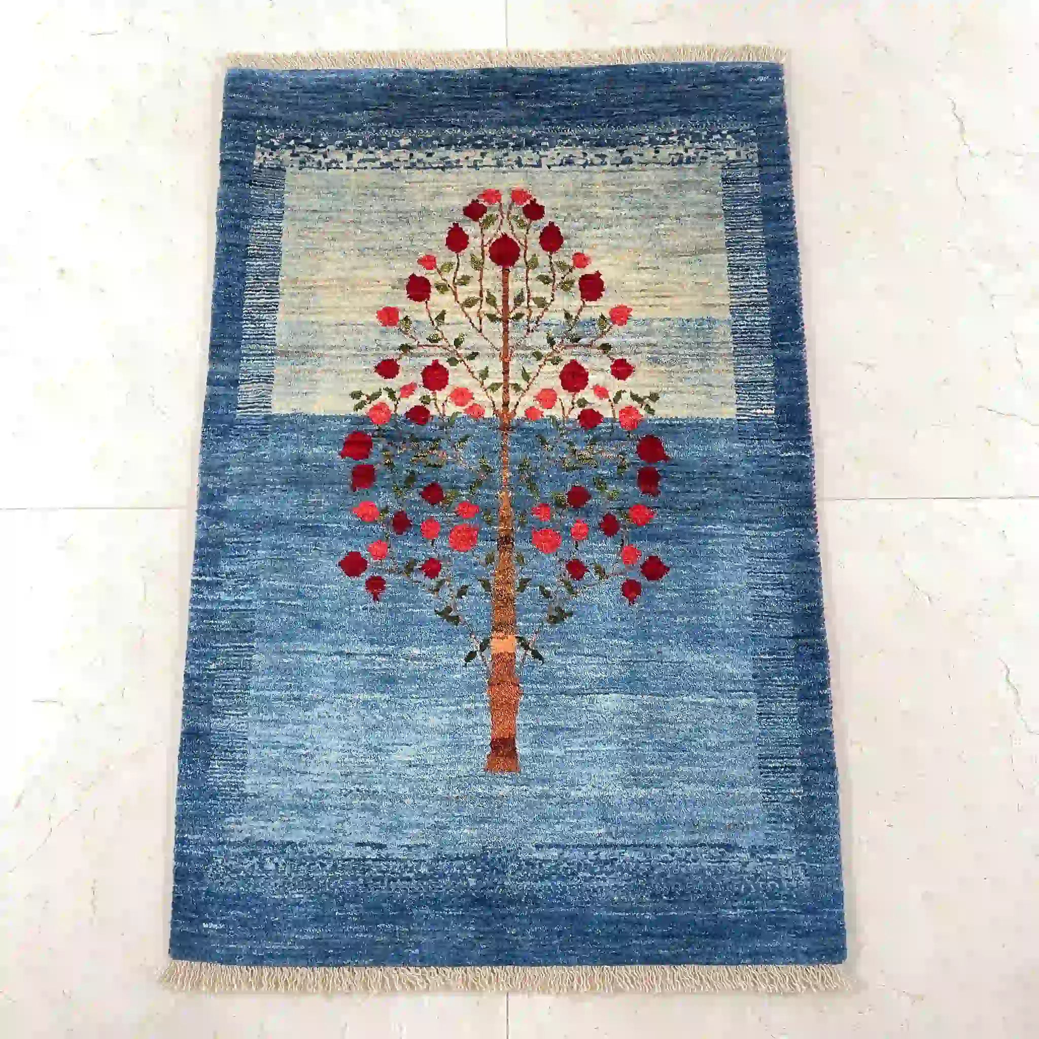 【絨毯/ラグ/ペルシャ絨毯】 ギャッベ 123×82 シラーズ産 ウール ペルシャ　手織り　草木染め　