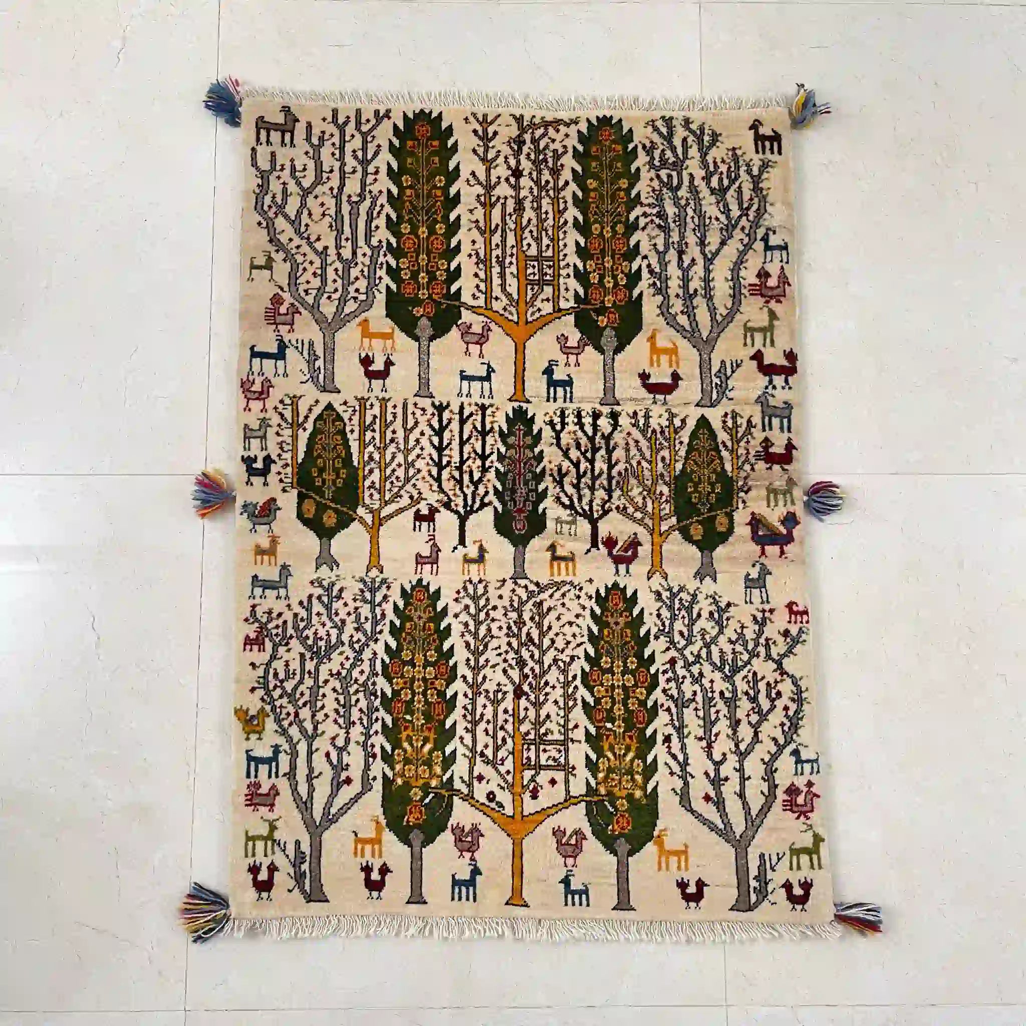 【絨毯/ラグ/ペルシャ絨毯】 ギャッベ 130×90 シラーズ産 ウール カシュクール  手織り　草木染め　