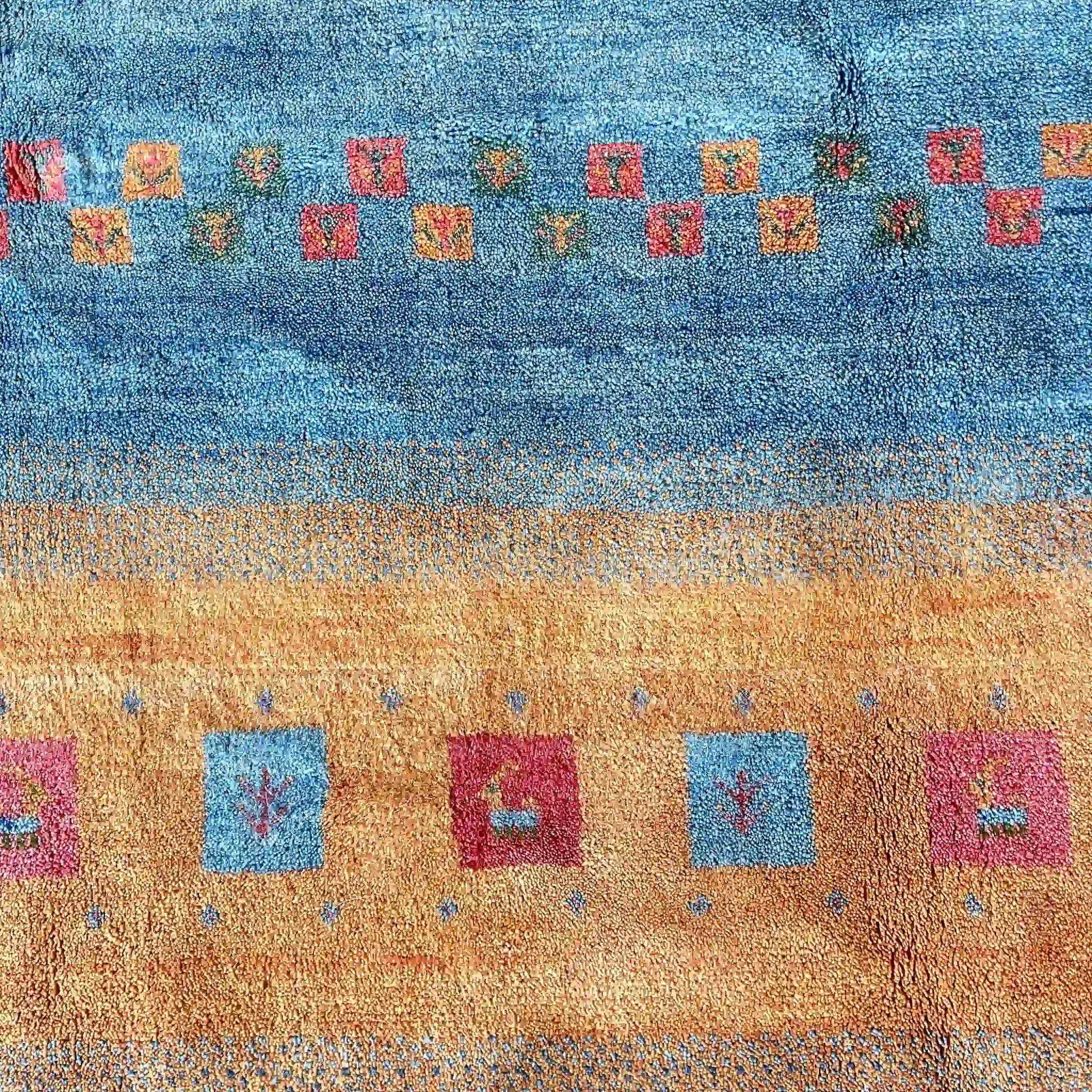【絨毯/ラグ/ペルシャ絨毯】 ギャッベ 202×160　シラーズ産 / ウールイラン / ヤラメ / 手織り / 草木染め