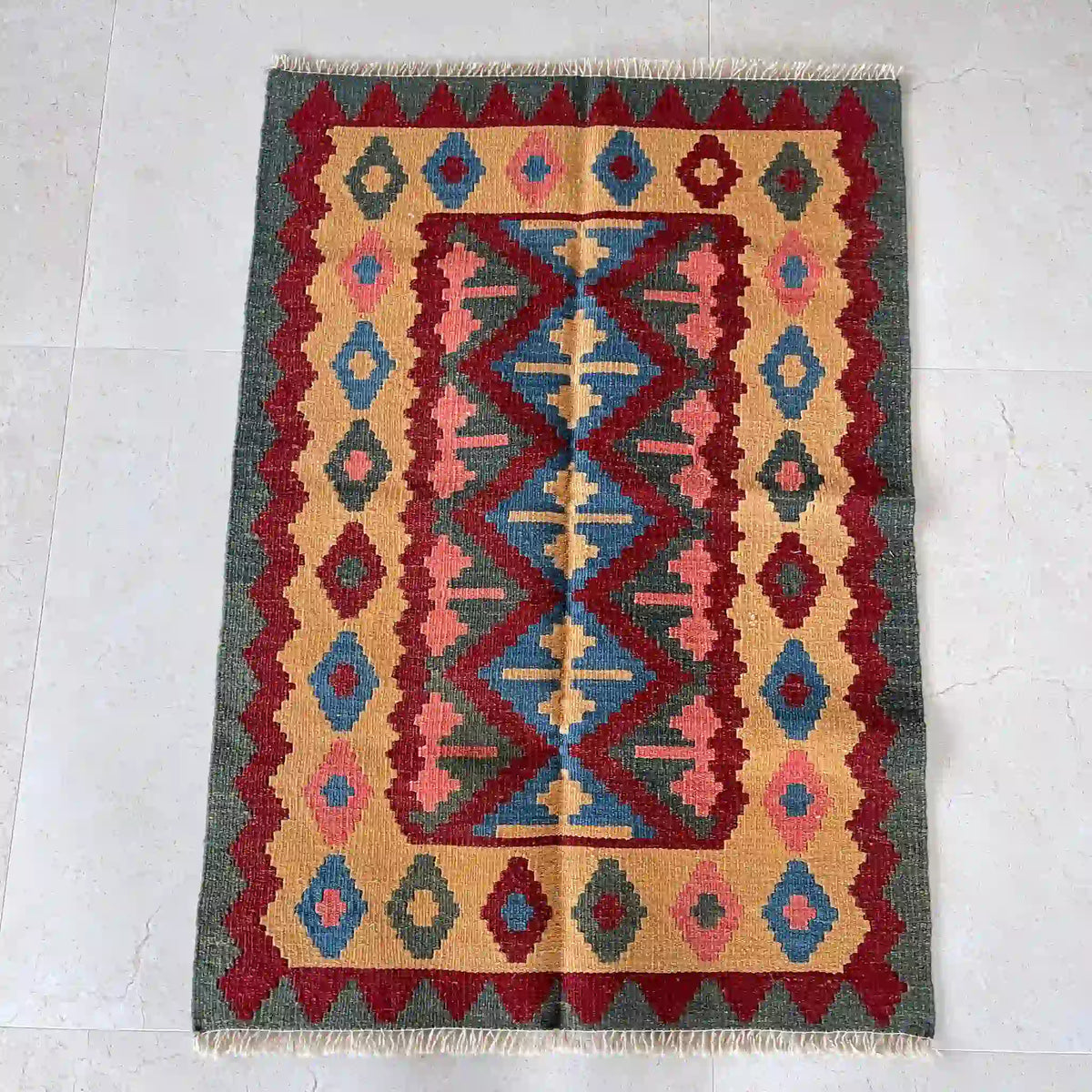 Kilim 120cm x 85cm / wool / Iran / hand-woven / vegetable dyed