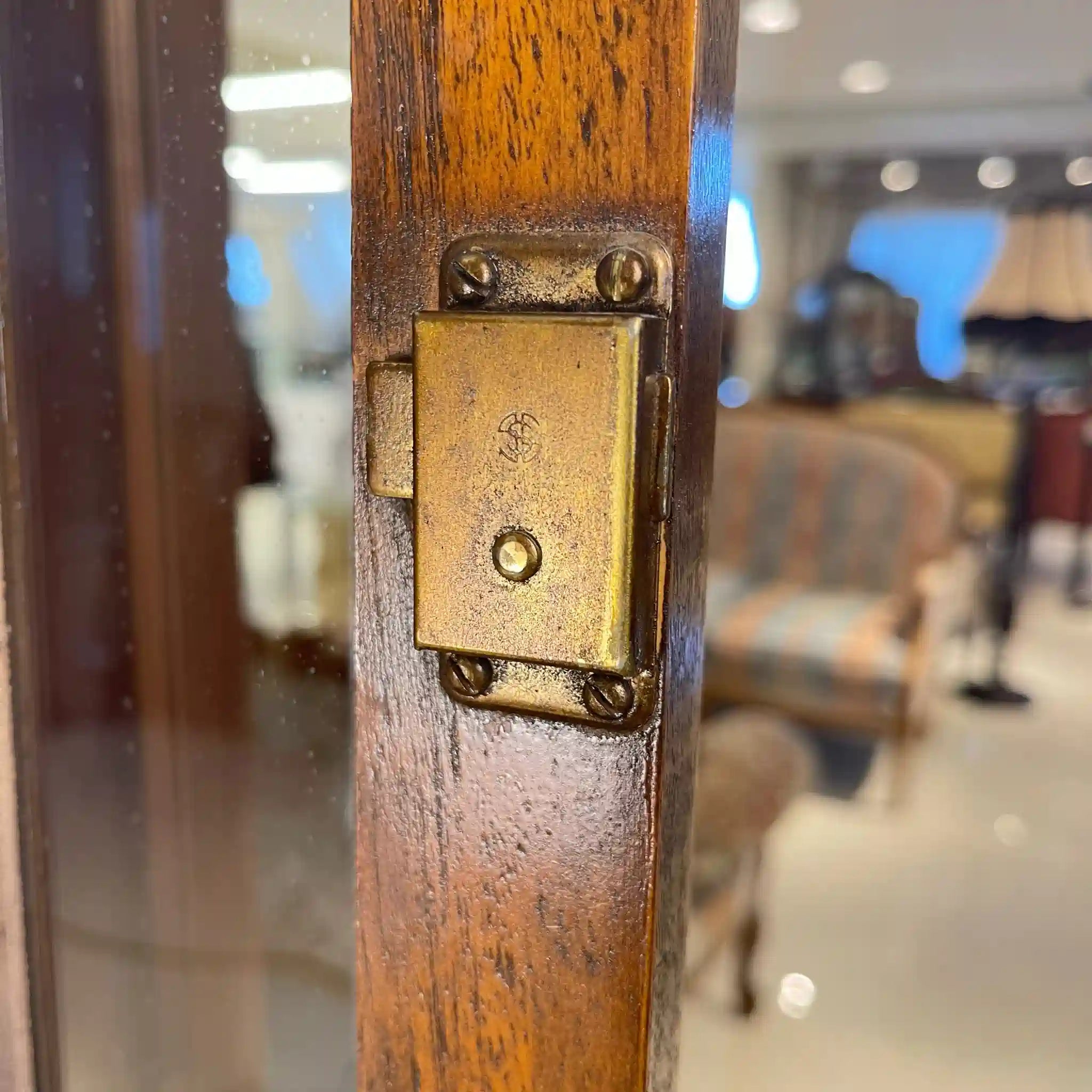【复古】角柜/ 20世纪中期（估计）/樱桃木（估计）/英国/英国直接进口，齿状装饰