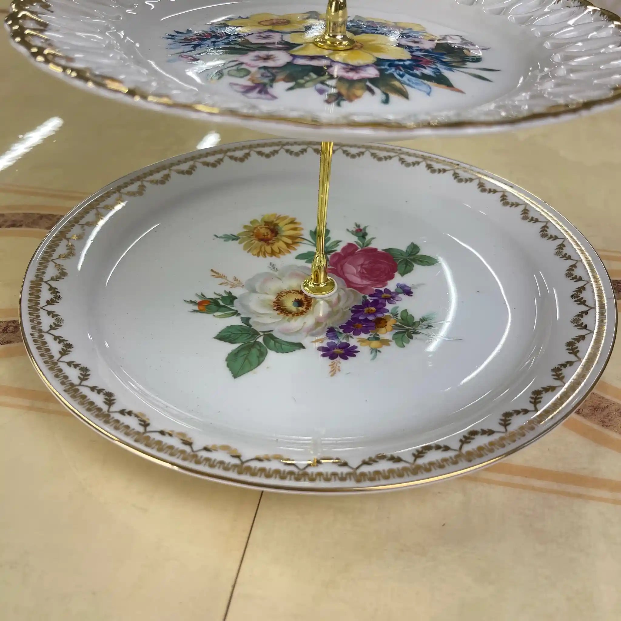 [Antique] Cake stand, British