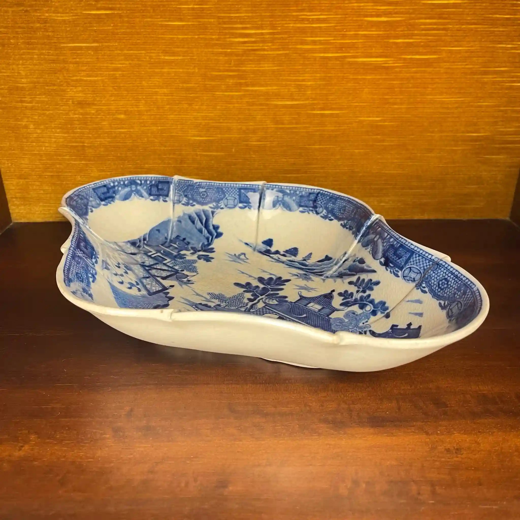 【アンティーク】デボニア型皿 ブルーイタリアン ブルーウィローパターン フルーテッド SPODE(スポード) /  1800年頃 イギリス