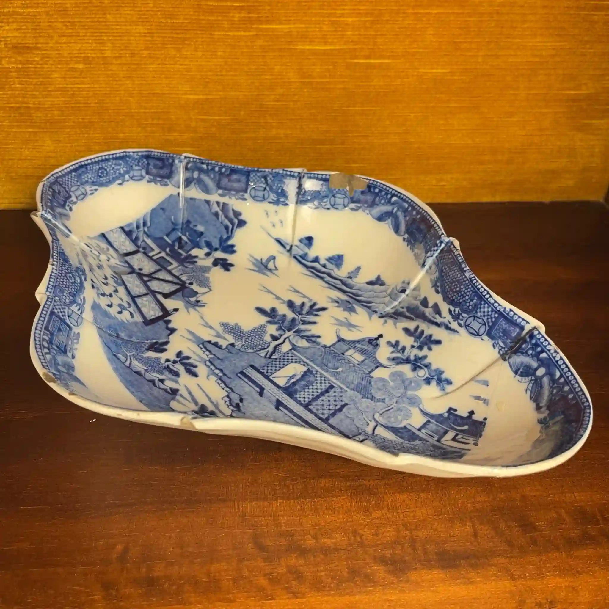 Antique Devonian Plate (Dish) by Spode, Blue Italian, Blue Willow Pattern, Fluted, 19th Century 