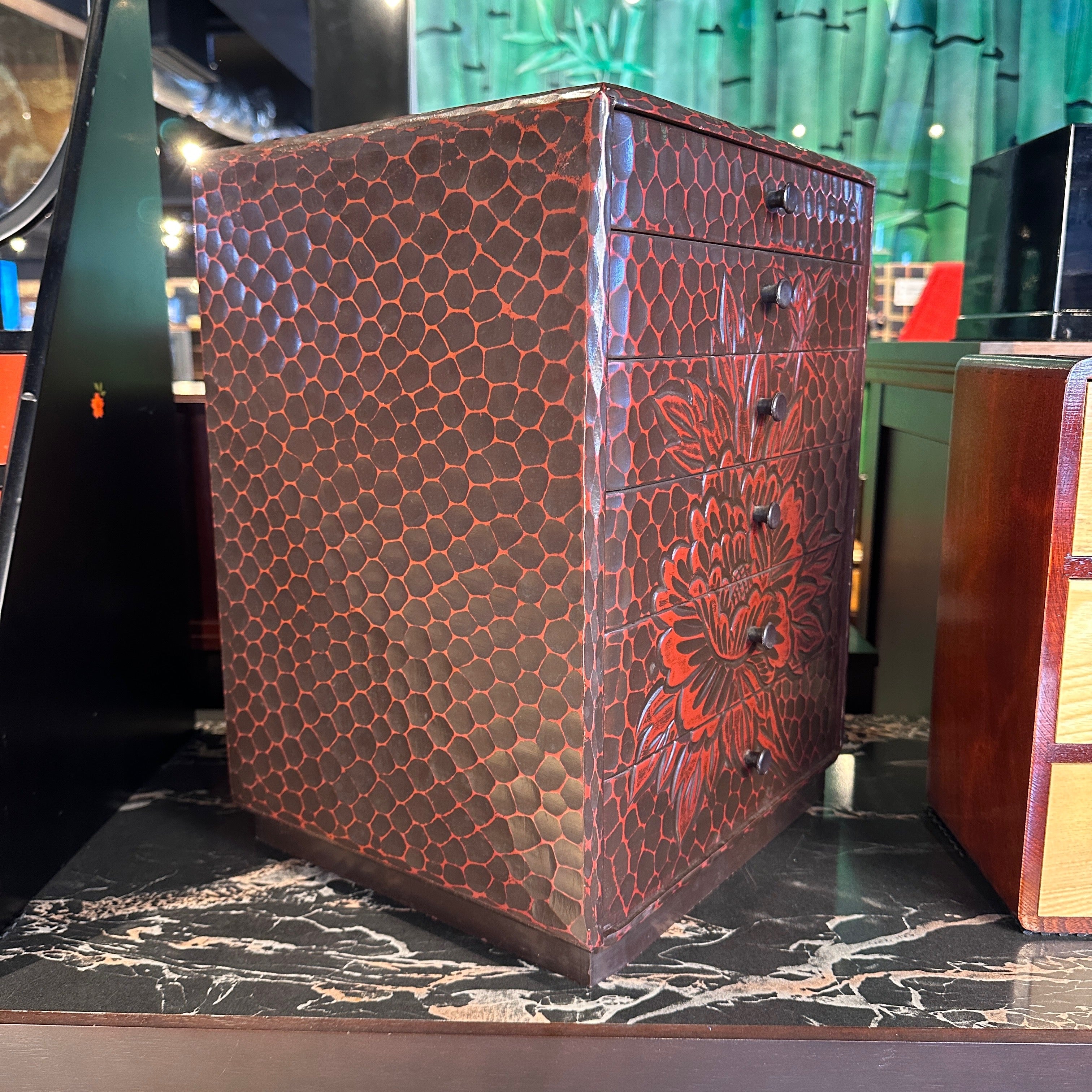 【骨董品】鎌倉彫り　ミニチェスト 6段
