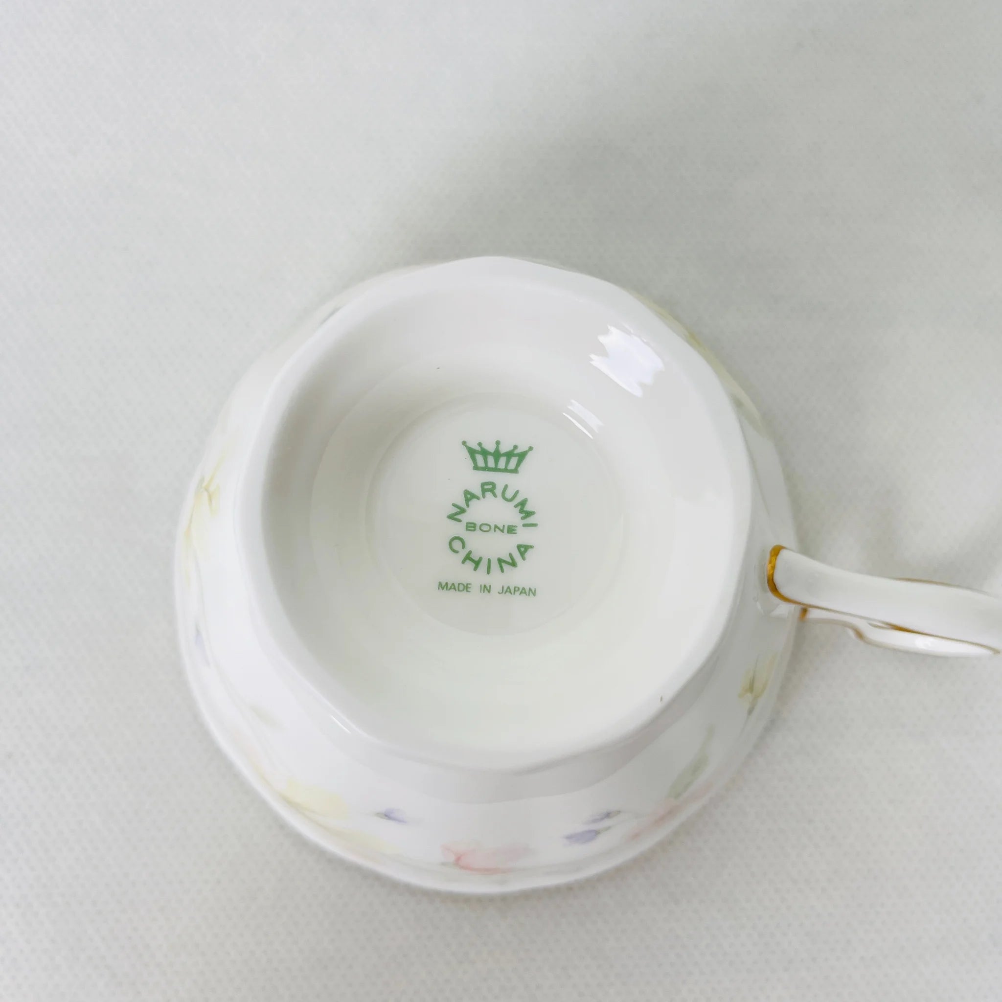 【リユース】ティーカップ　6個セット NARUMI / パステルガーデン  Bone China 日本 / 未使用 箱付き