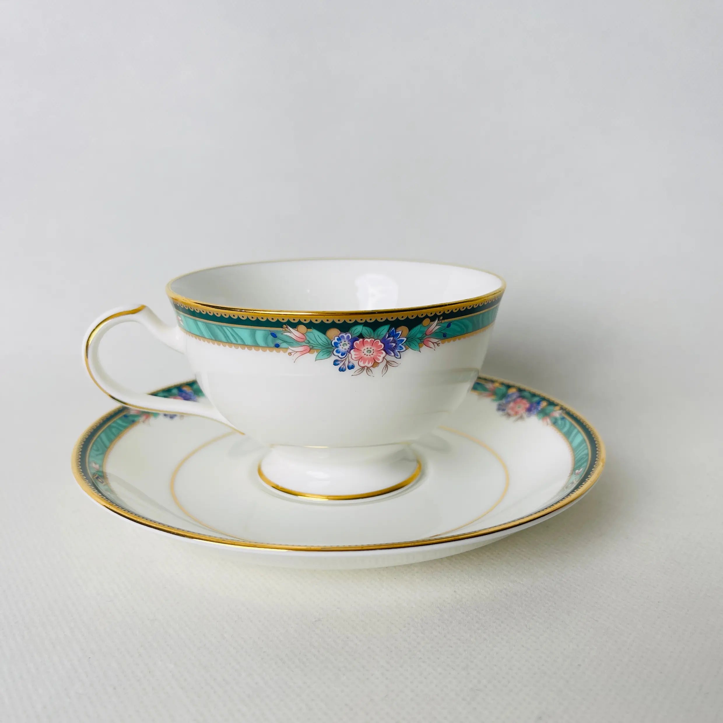 【リユース】 ティーカップ＆ソーサーセット　Noritake Ashbury　