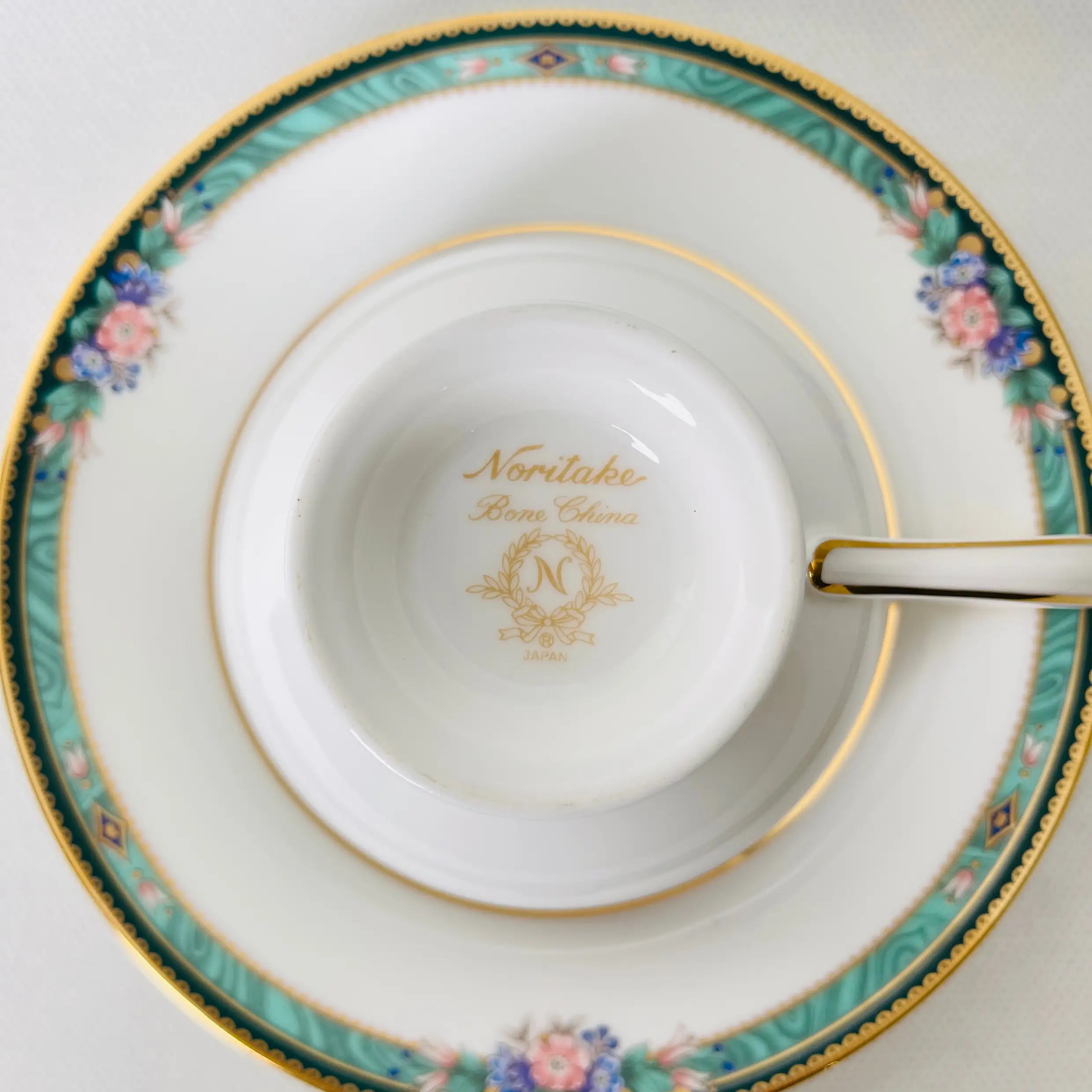 【リユース】 ティーカップ＆ソーサーセット　Noritake Ashbury　