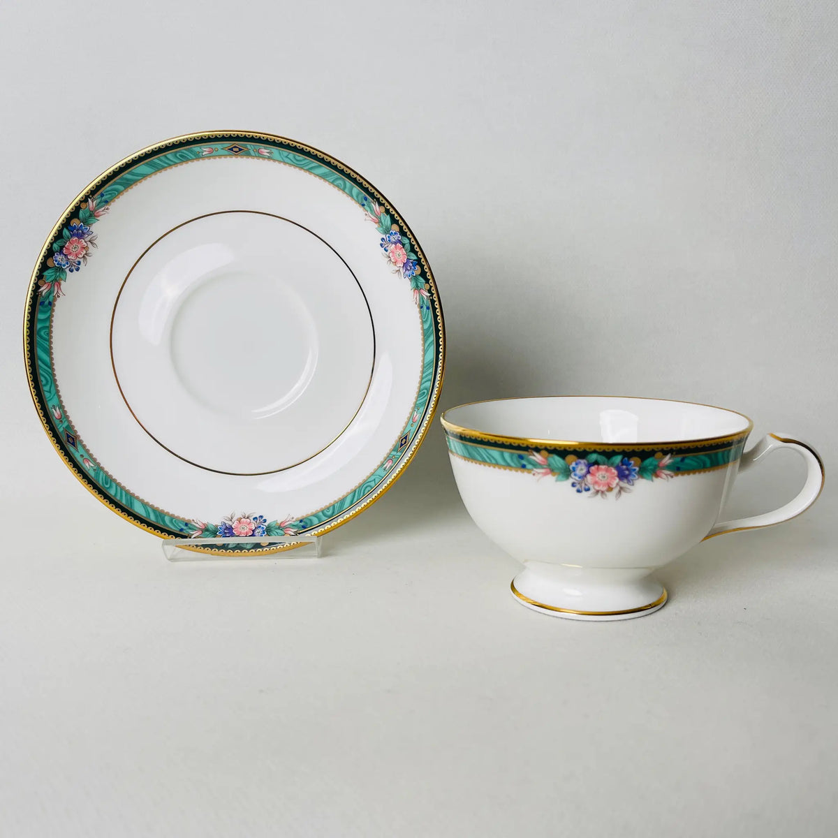 Noritake / Tea cup and saucer set / Ashbury / 1990s / Bone China