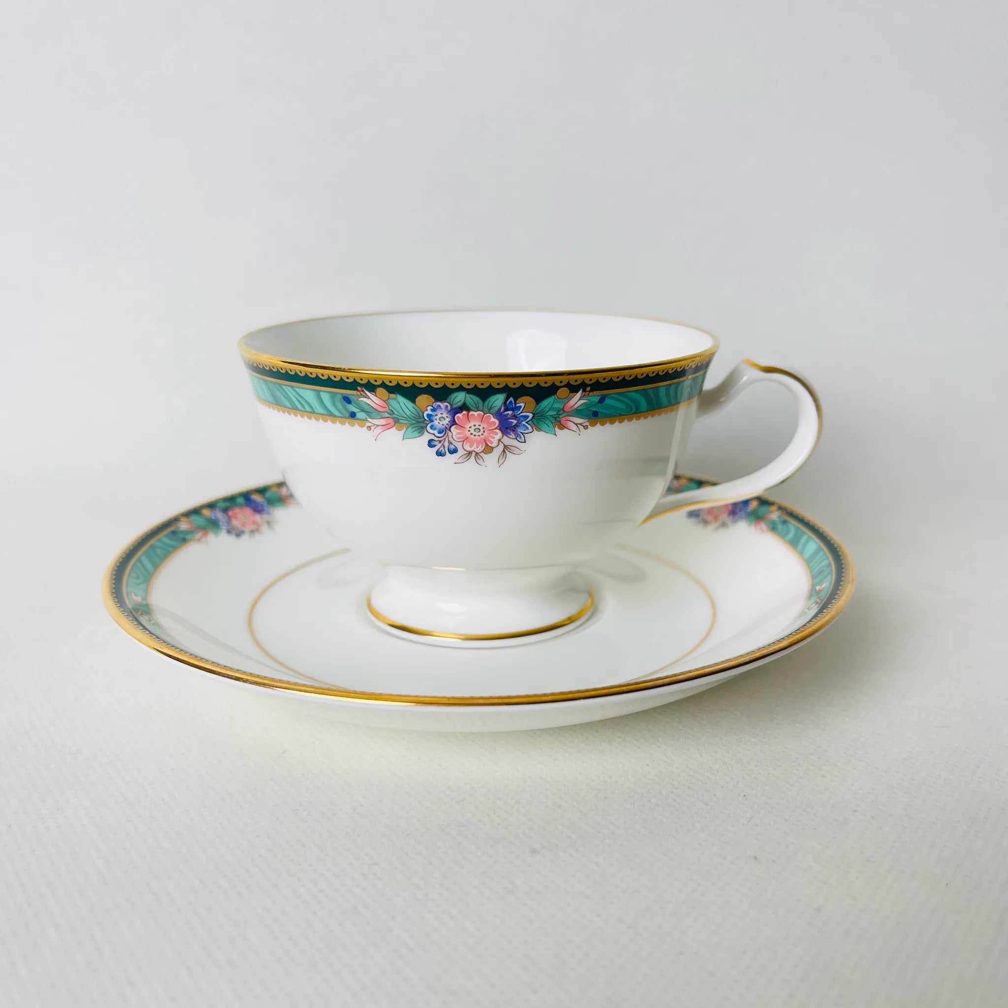 【リユース】 ティーカップ＆ソーサーセット　Noritake Ashbury　
