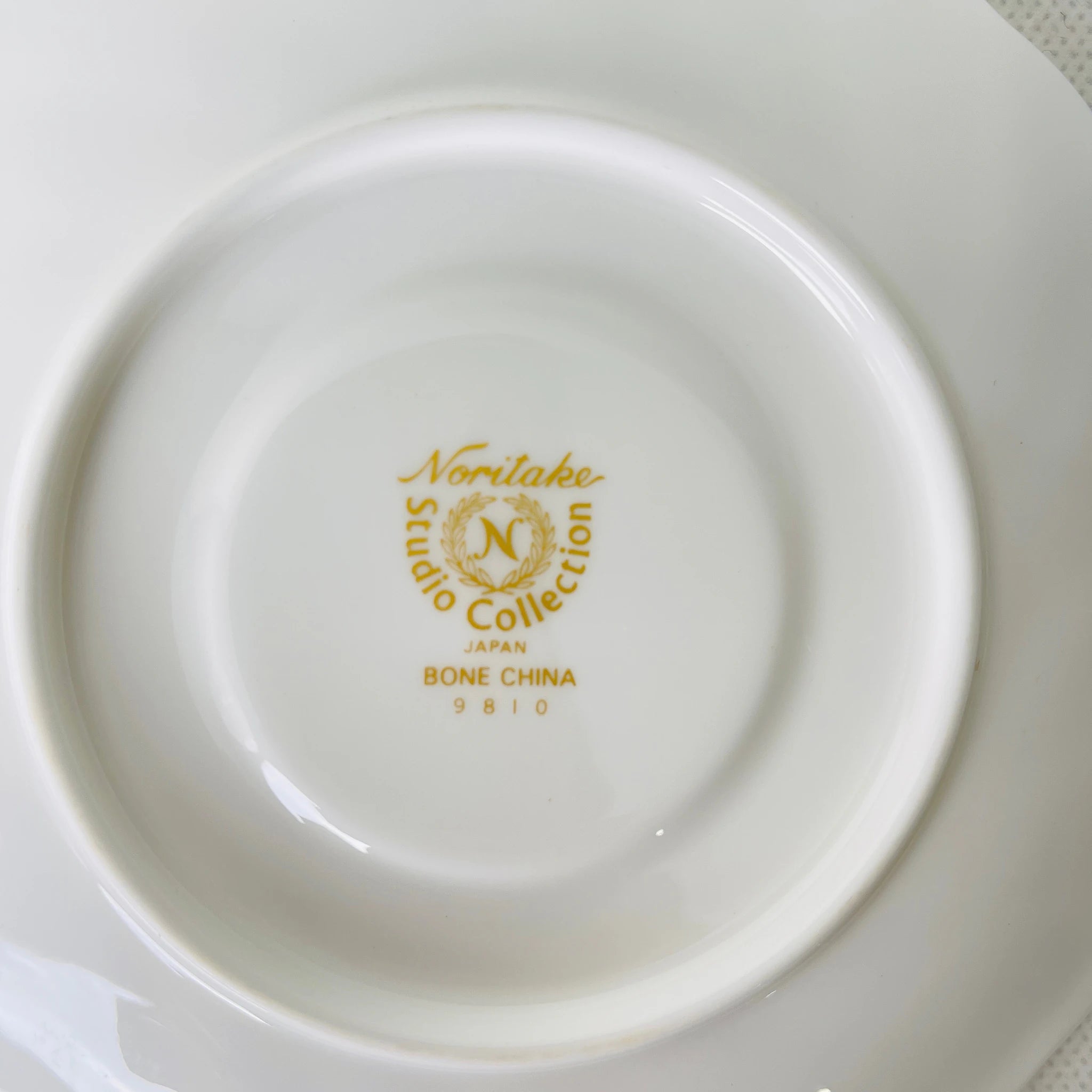 【リユース】 ティーカップセット6P / Noritake(ノリタケ) / BONE CHINA / 日本 / 未使用