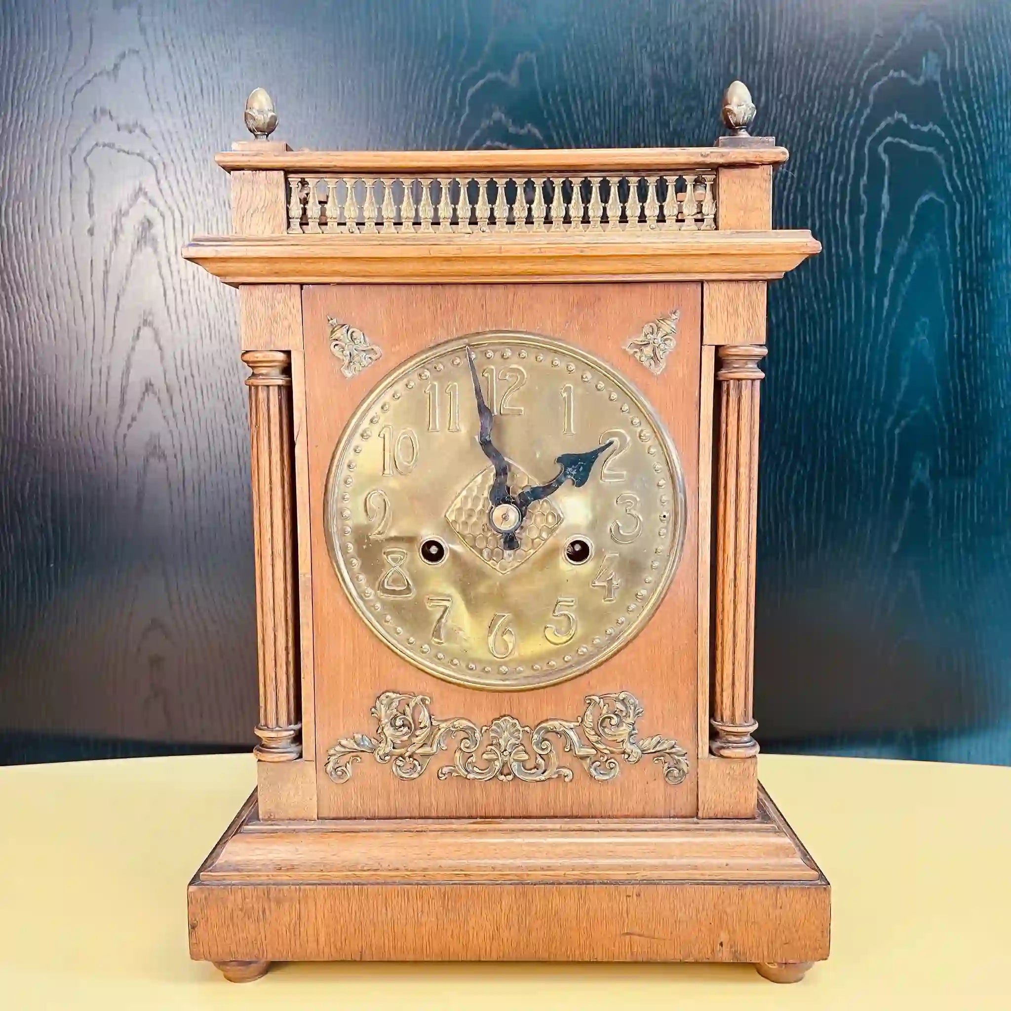 【アンティーク】 置き時計 / ハンブルク・アメリカン・クロック / アール・ヌーヴォー様式 / オーク材