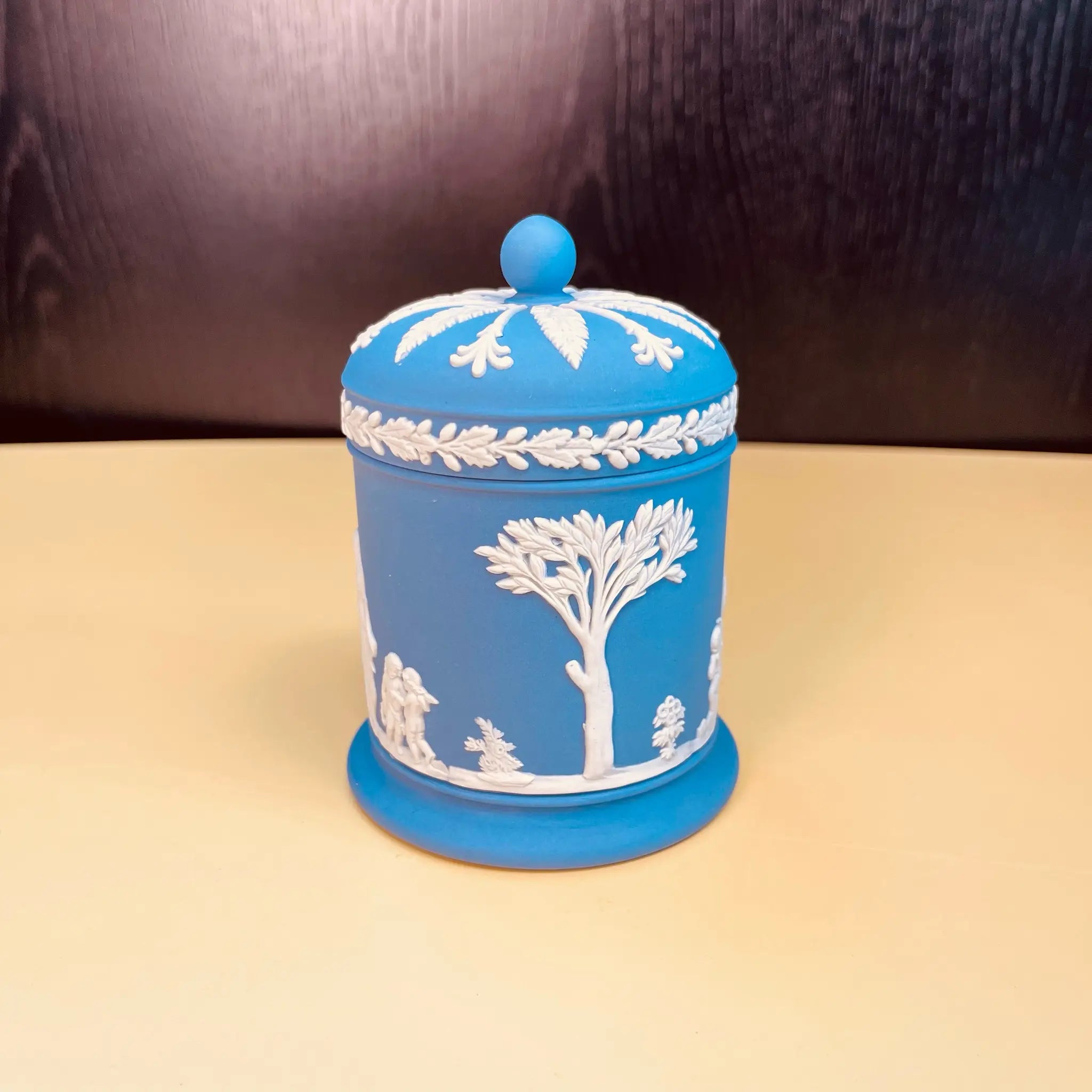 【アンティーク】 キャニスター　WEDGEWOOD(ウェッジウッド) ジャスパーウェア　1775年代