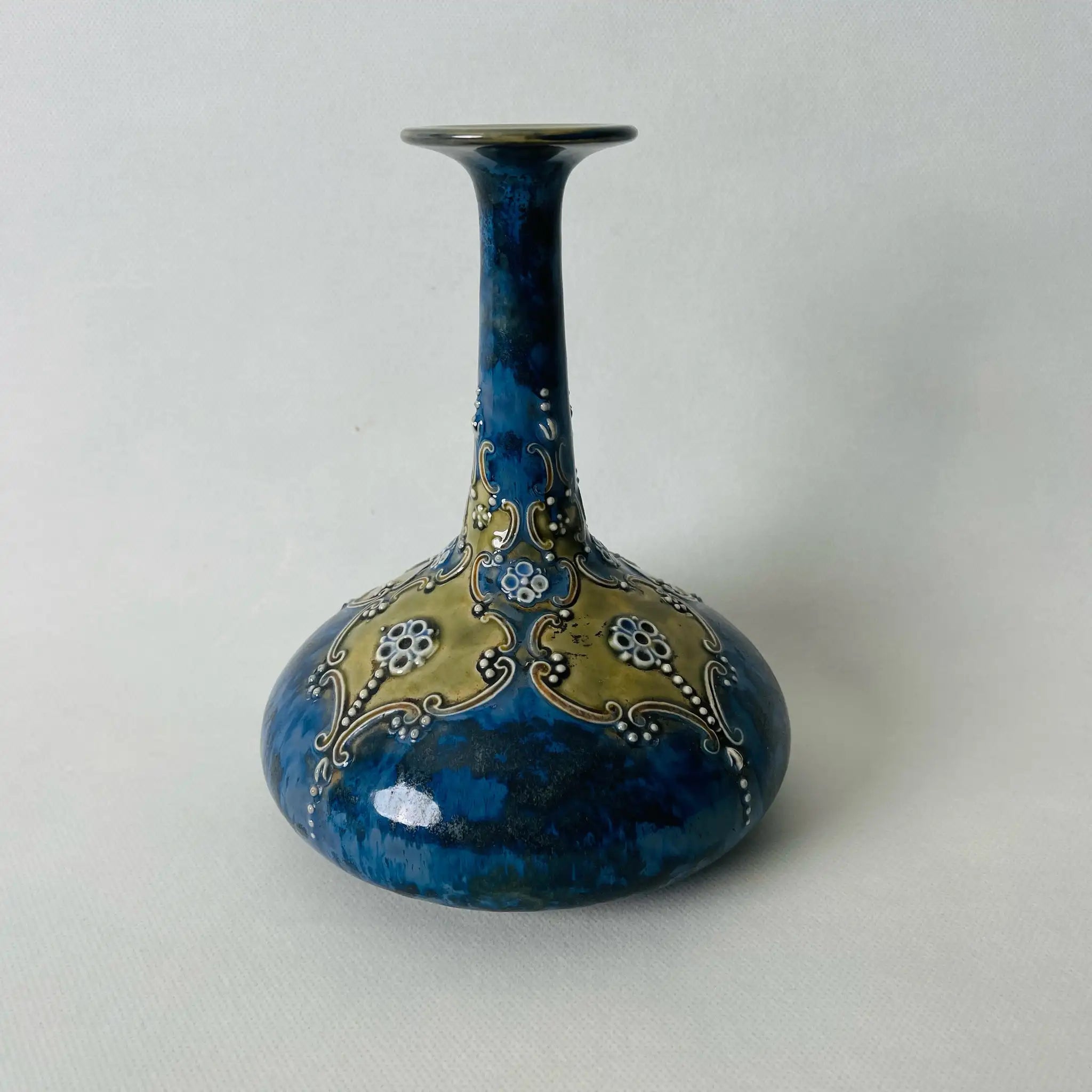 【アンティーク】フラワーベース(花瓶) Royal Doulton（ロイヤル ドルトン） /  / 1800年代後半〜1900年代前半  / イギリス /  /