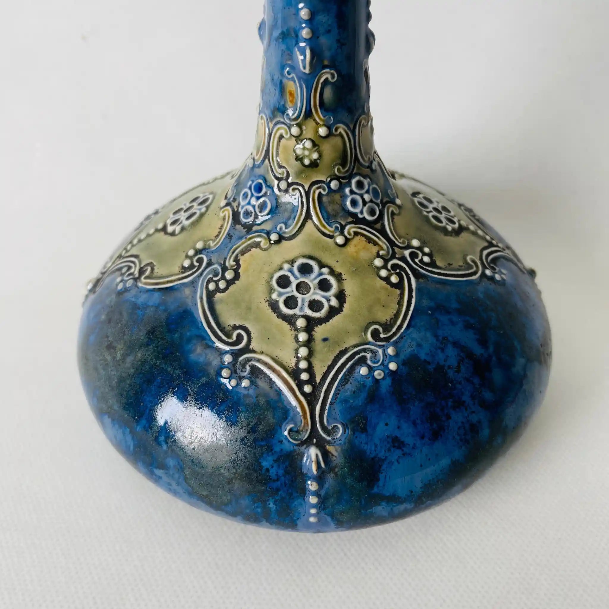 【アンティーク】フラワーベース(花瓶) Royal Doulton（ロイヤル ドルトン） /  / 1800年代後半〜1900年代前半  / イギリス /  /