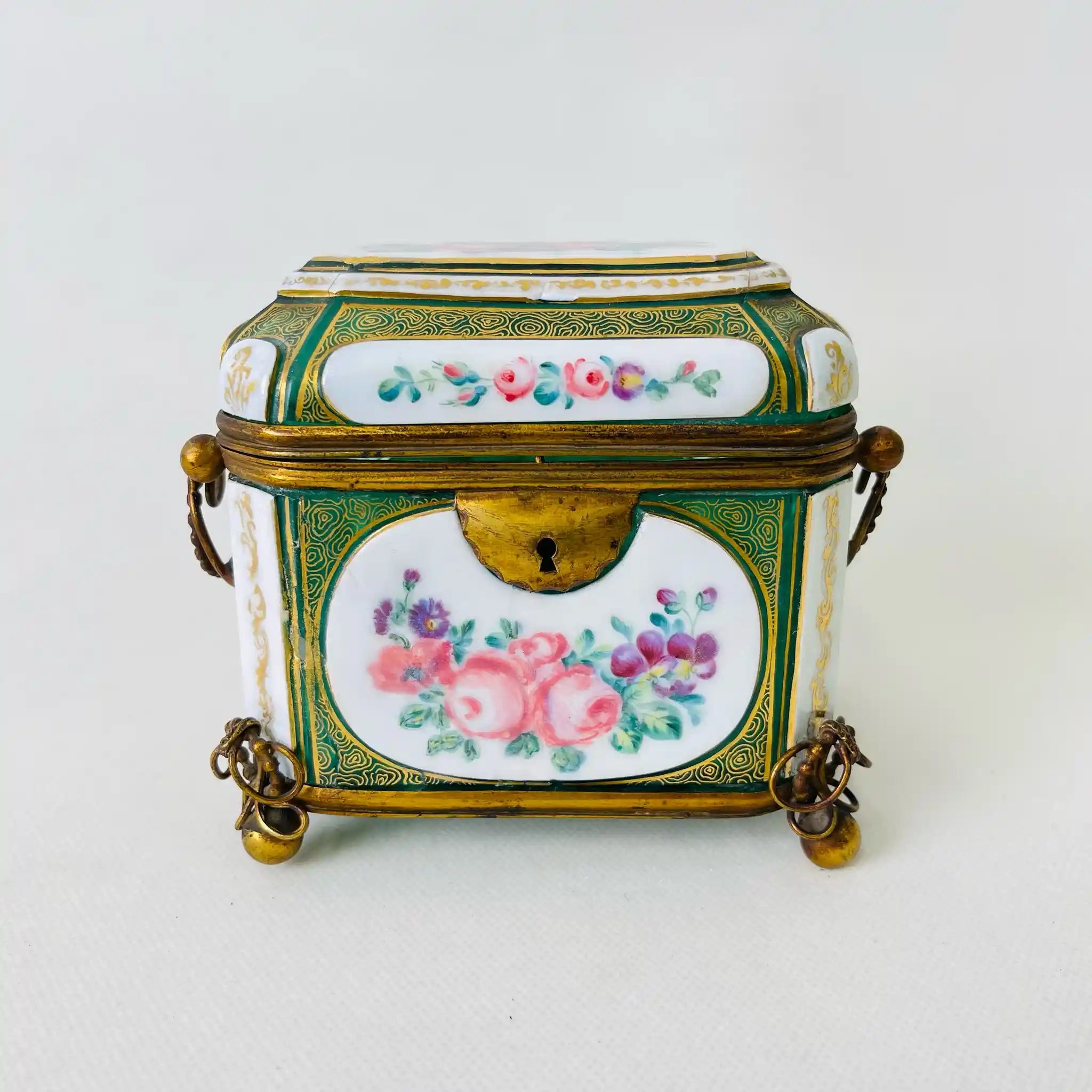【アンティーク】 ジュエリーボックス / リモージュ磁器 / 1870年頃～1920年頃 / 磁器 / フランス / オルモル装飾