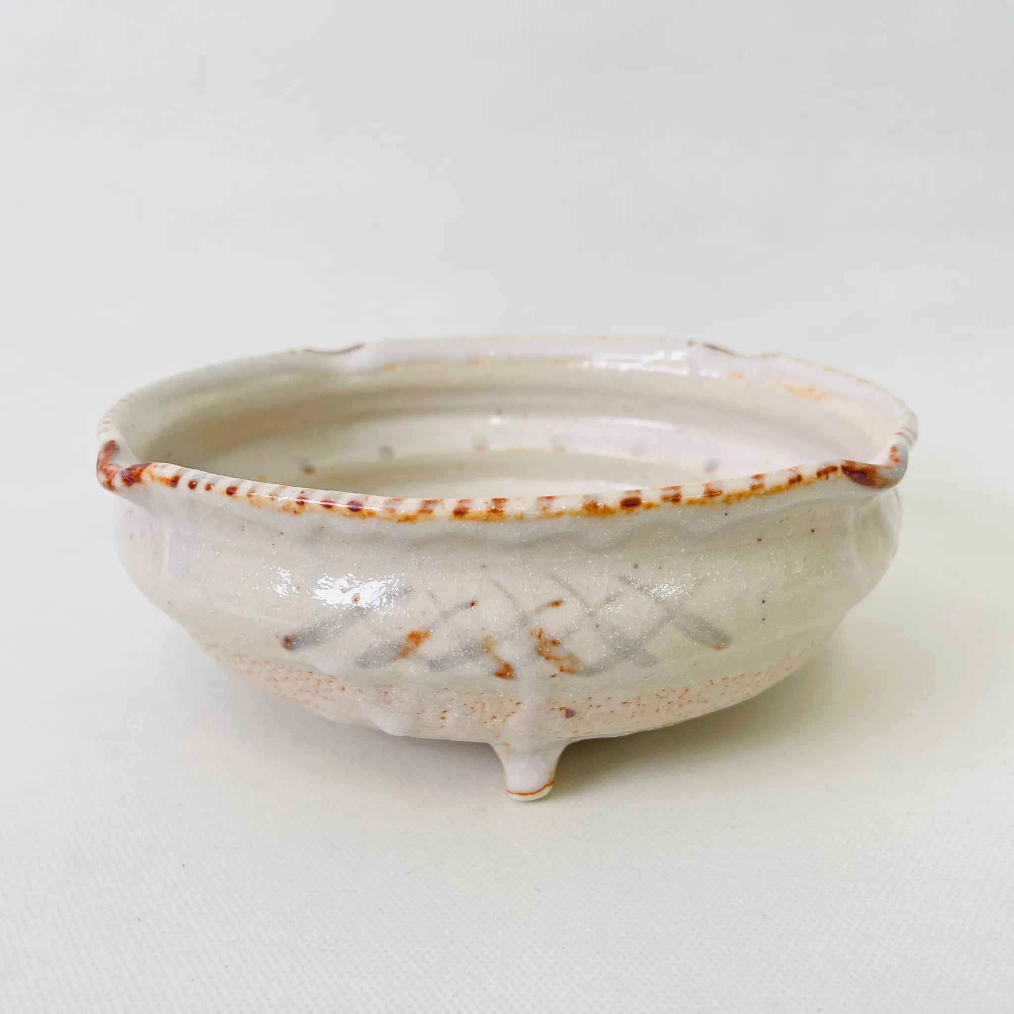 【骨董品】 吉野鉢 / 志野焼  / 陶器 / 日本 / 箱付き