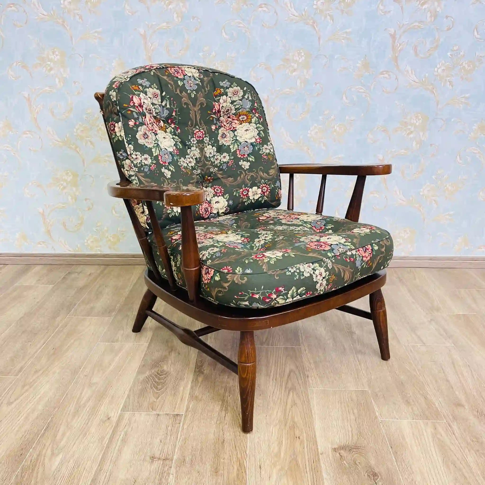 【リユース】 アームチェア / 飛騨産業(キツツキ) / 穂高 / 日本 / 組み直し済 ウェービングテープ交換済