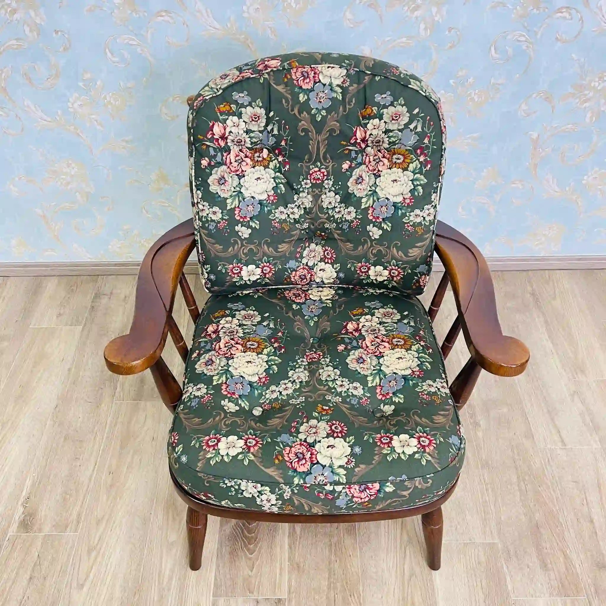 【リユース】 アームチェア / 飛騨産業(キツツキ) / 穂高 / 日本 / 組み直し済 ウェービングテープ交換済