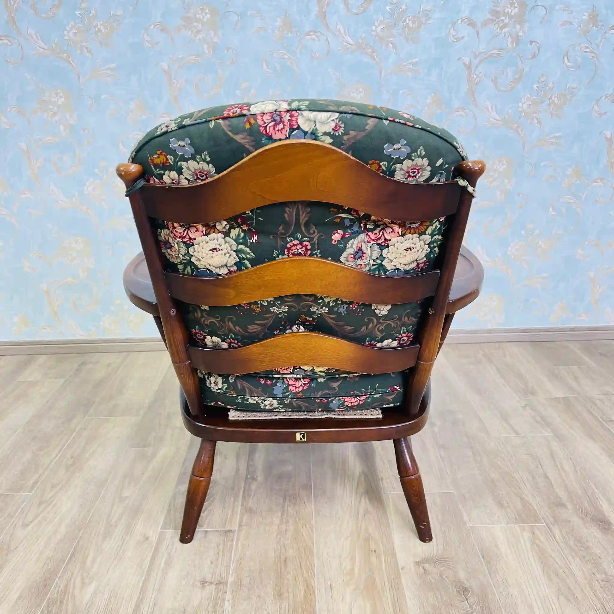 【リユース】 アームチェア / 飛騨産業(キツツキ) / 穂高 / 日本 / 組み直し済 ウェービングテープ交換済