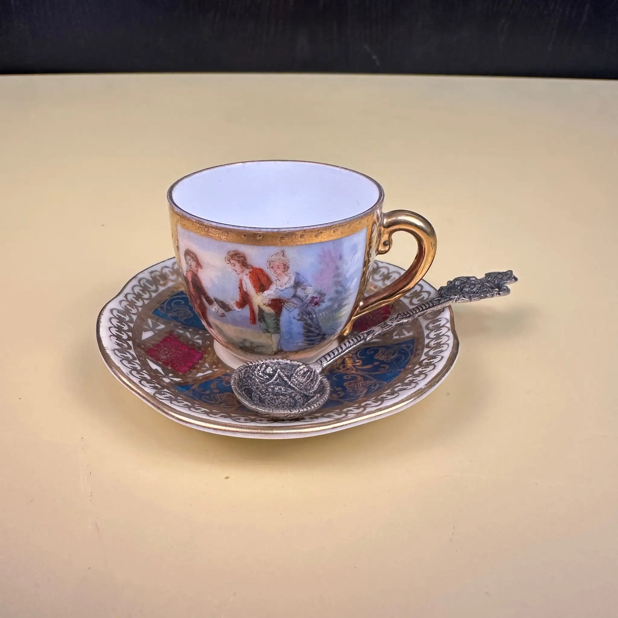 【アンティーク】 ミニティーカップ＆ポット＆ソーサーセット /  ミニスプーン付き5P　イギリス直輸入