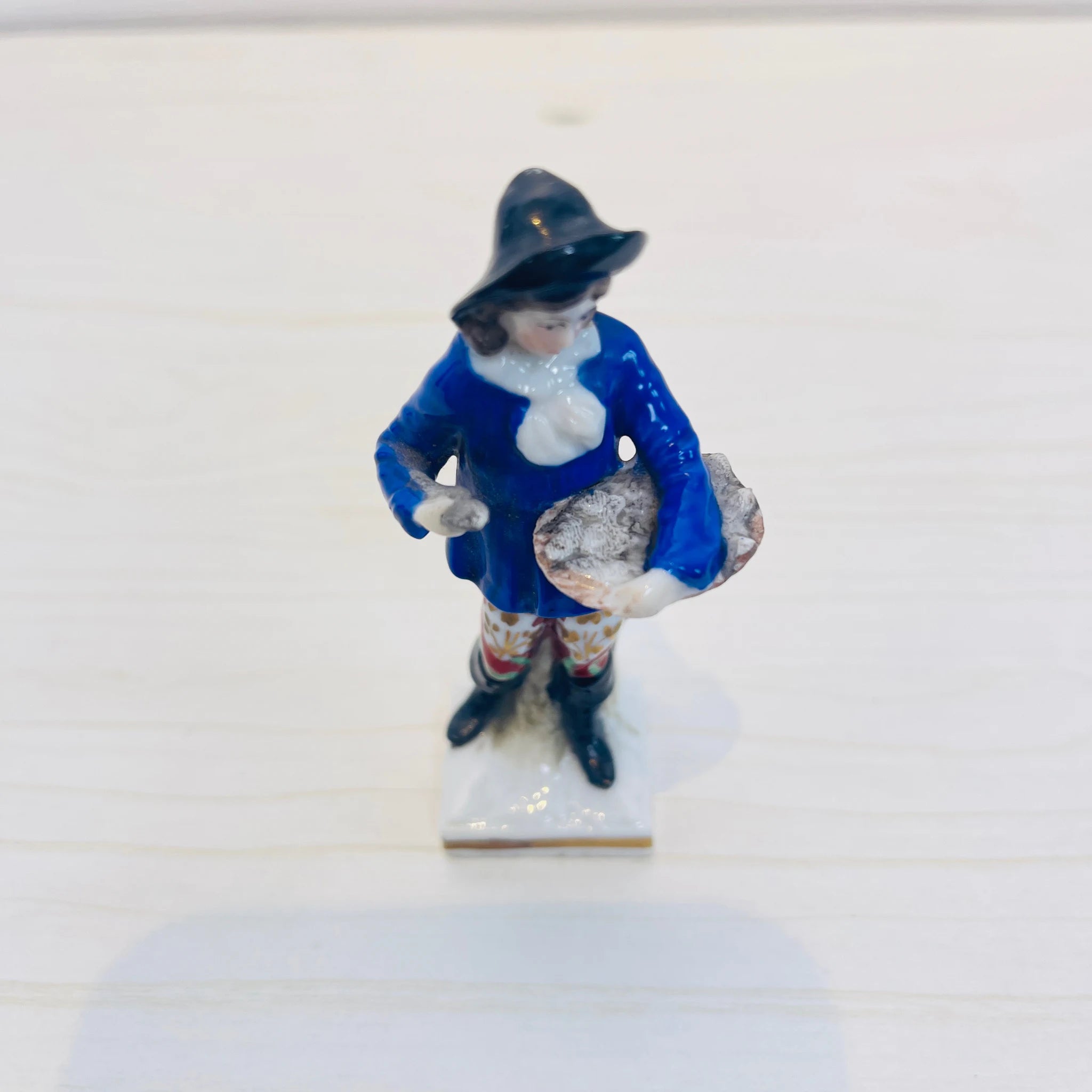 【アンティーク】 フィギュリン(磁器人形) / 19世紀以降 / イギリス