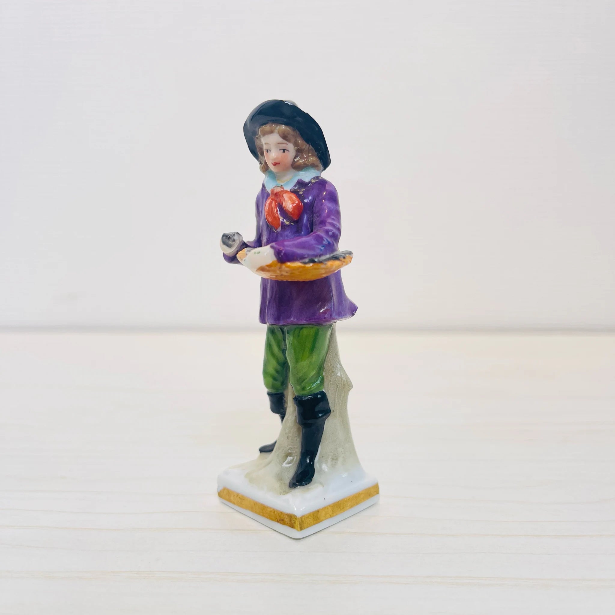 【アンティーク】 フィギュリン(磁器人形) / 19世紀以降 / イギリス