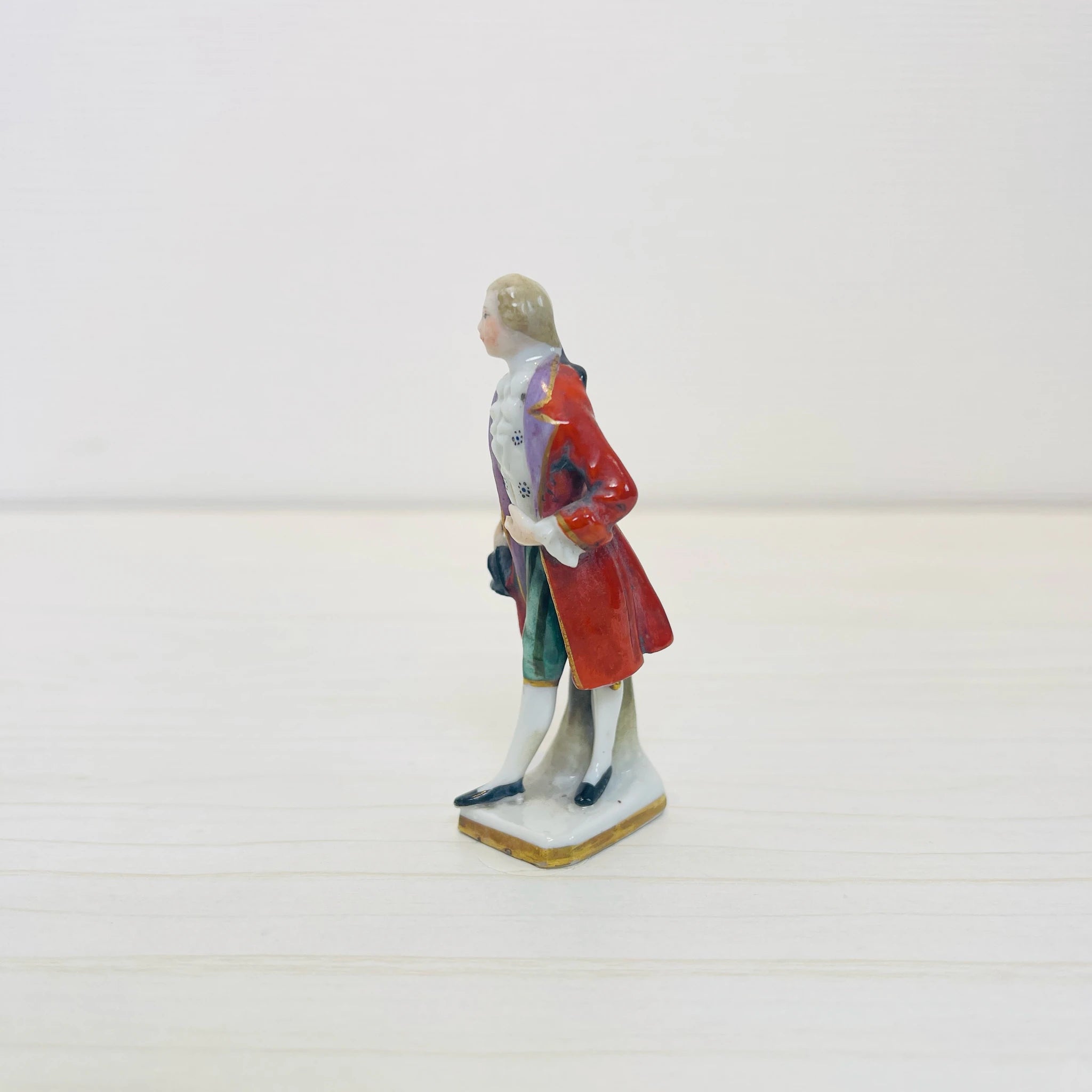 【アンティーク】 フィギュリン(磁器人形) / 19世紀以降 / イギリス
