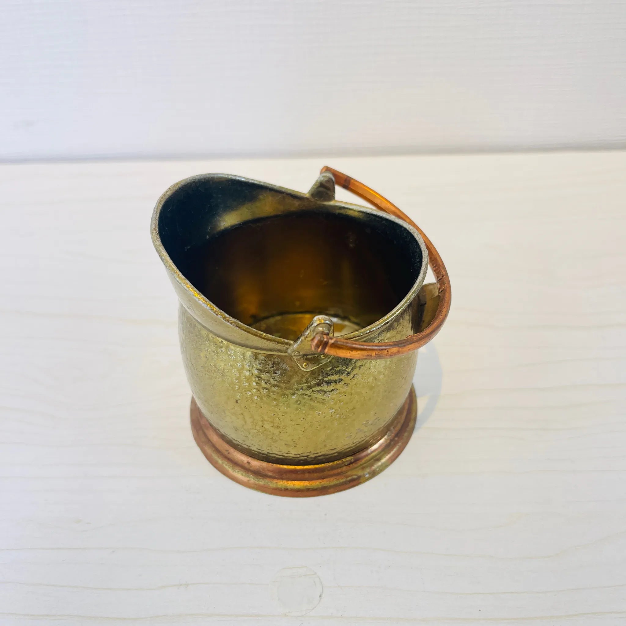 【アンティーク】 真鍮製ミニチュアフィギュア / バケツ / 真鍮