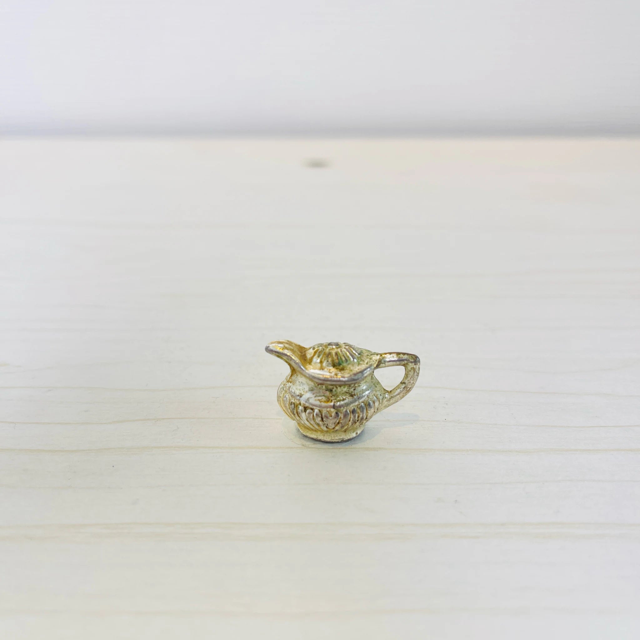 【アンティーク】 真鍮製ミニチュアフィギュア / ピッチャー / 真鍮