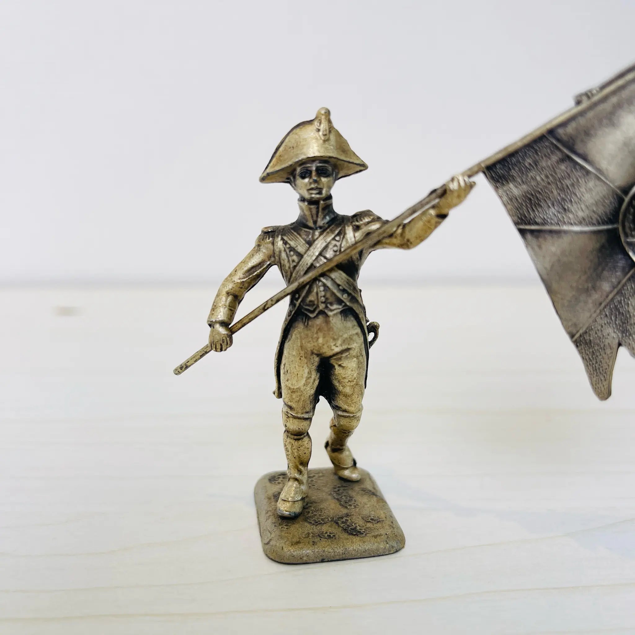 【アンティーク】 ピューター製兵士像 / ヴォルティジュール / ピューター / フランス