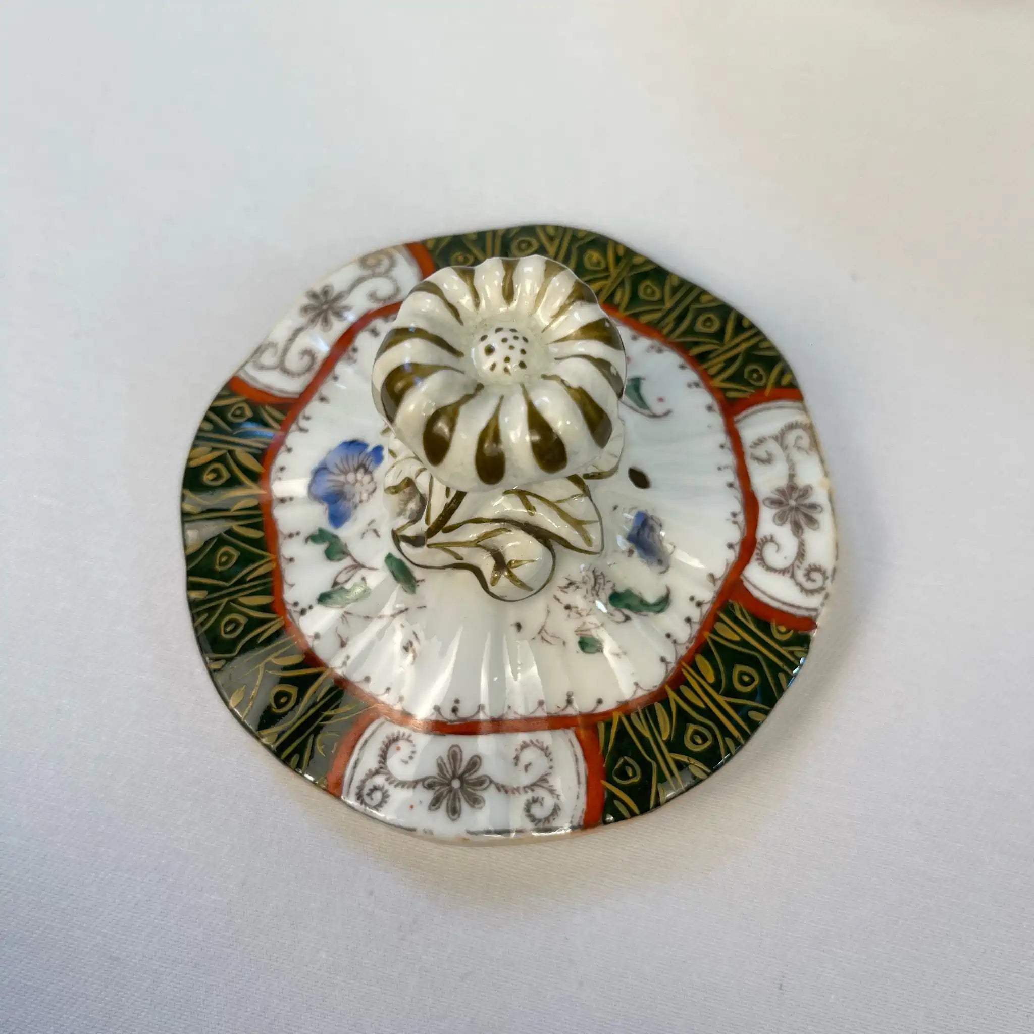 【アンティーク】 ティーポット / チューリーンコレクション / 19世紀以降 / イギリス / ビクトリアン様式