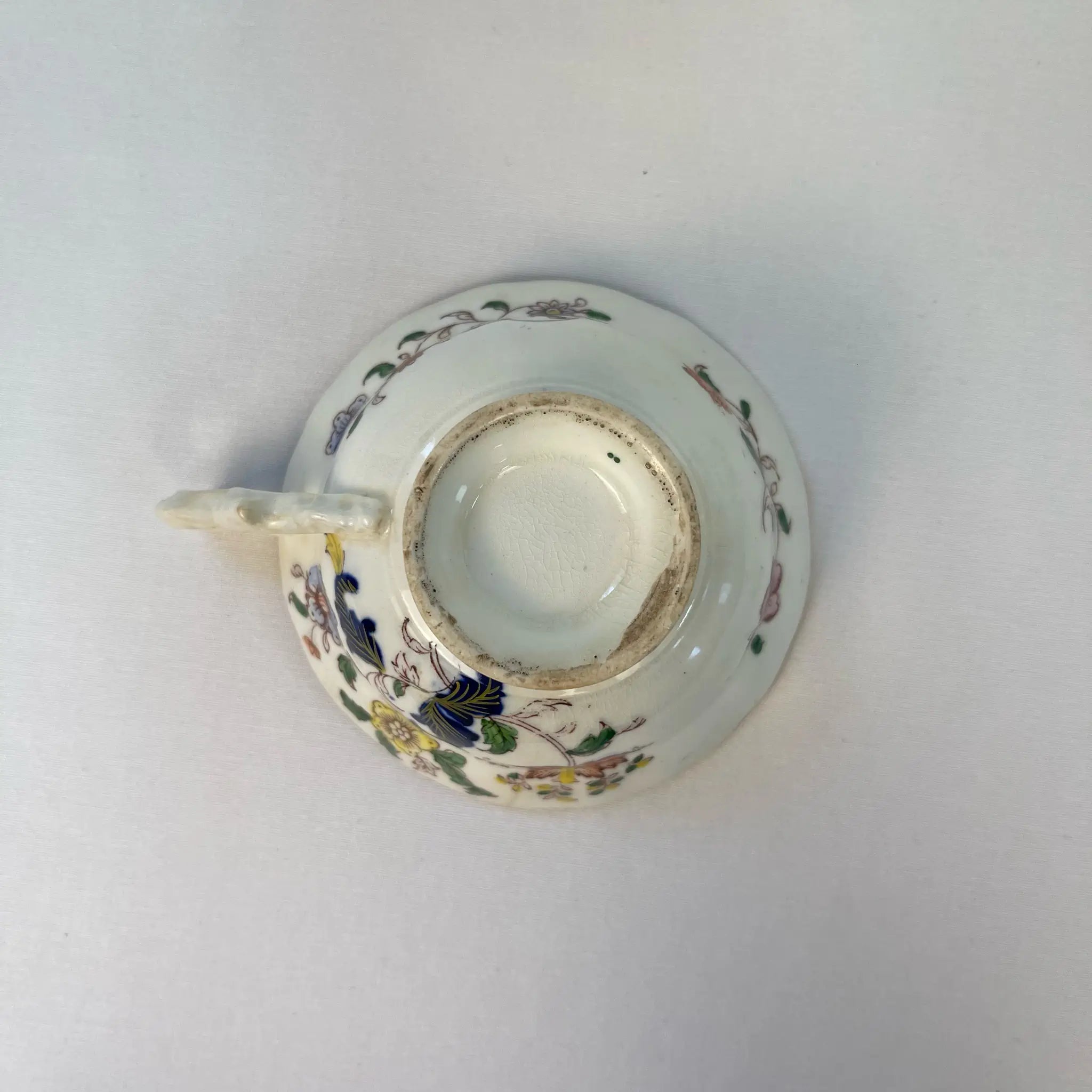 【アンティーク】 ティーカップ / ビクトリアン様式 / イギリス / Famille Rose(ファミーユ・ローズ)モチーフ