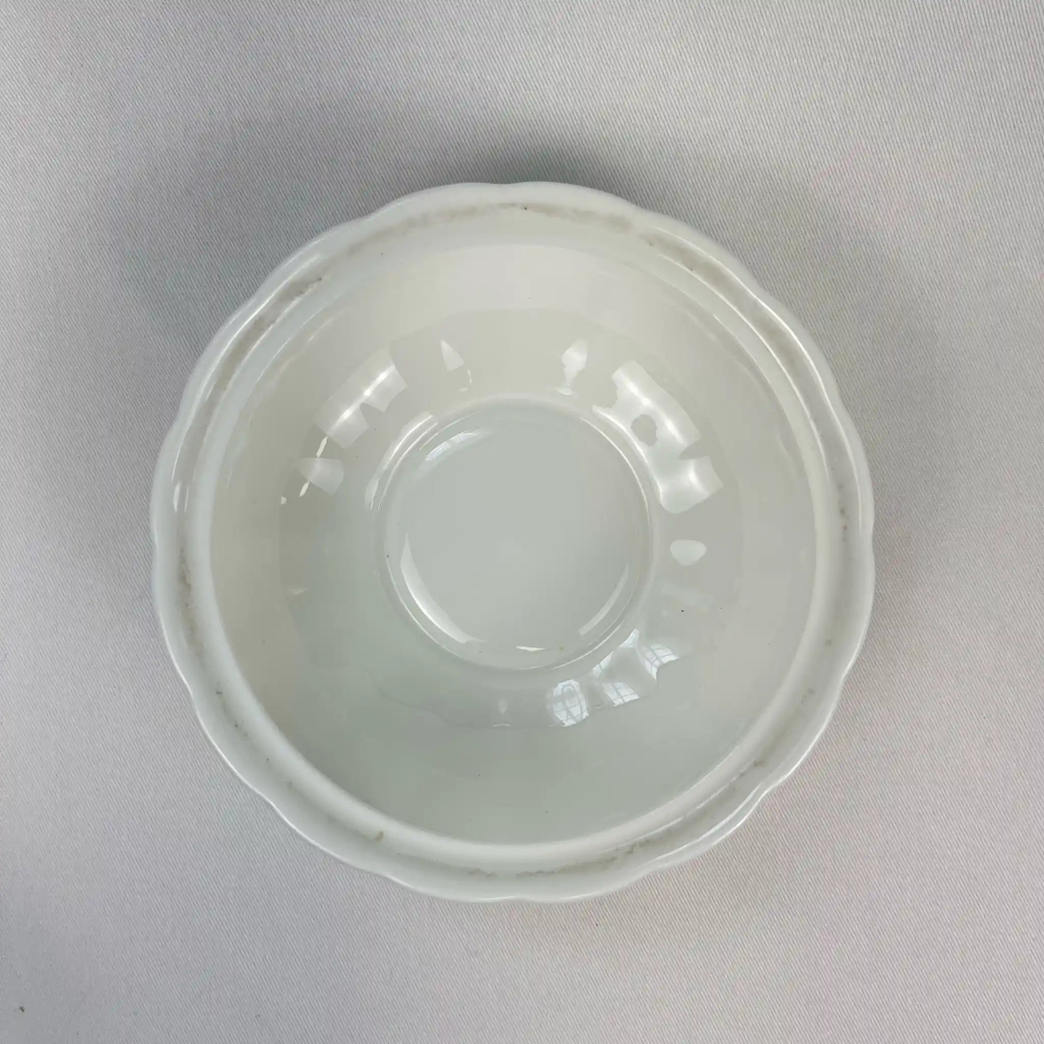 【アンティーク】 蓋付きマレーボウル / WEDGWOOD(ウェッジウッド) / アンジェラシリーズ / 1980年～ / Bone China / イギリス / 廃盤希少,小物入れ