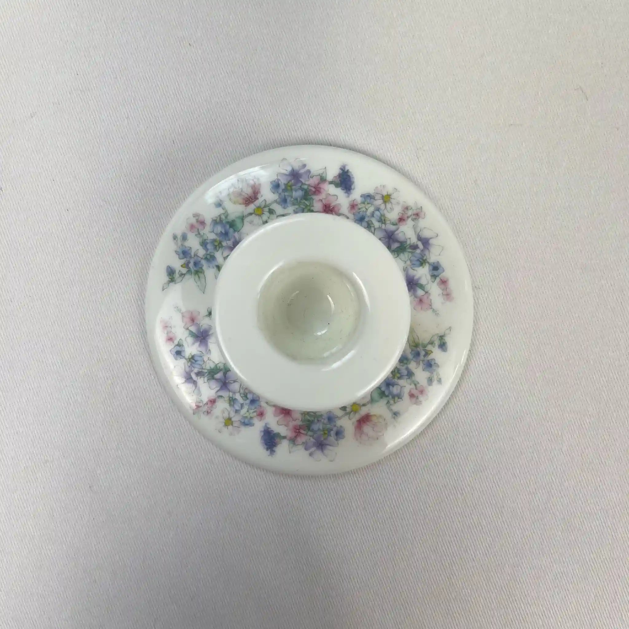 【アンティーク】 キャンドルホルダー / WEDGWOOD(ウェッジウッド) / アンジェラシリーズ / 1980年～ / Bone China / イギリス / 廃盤希少