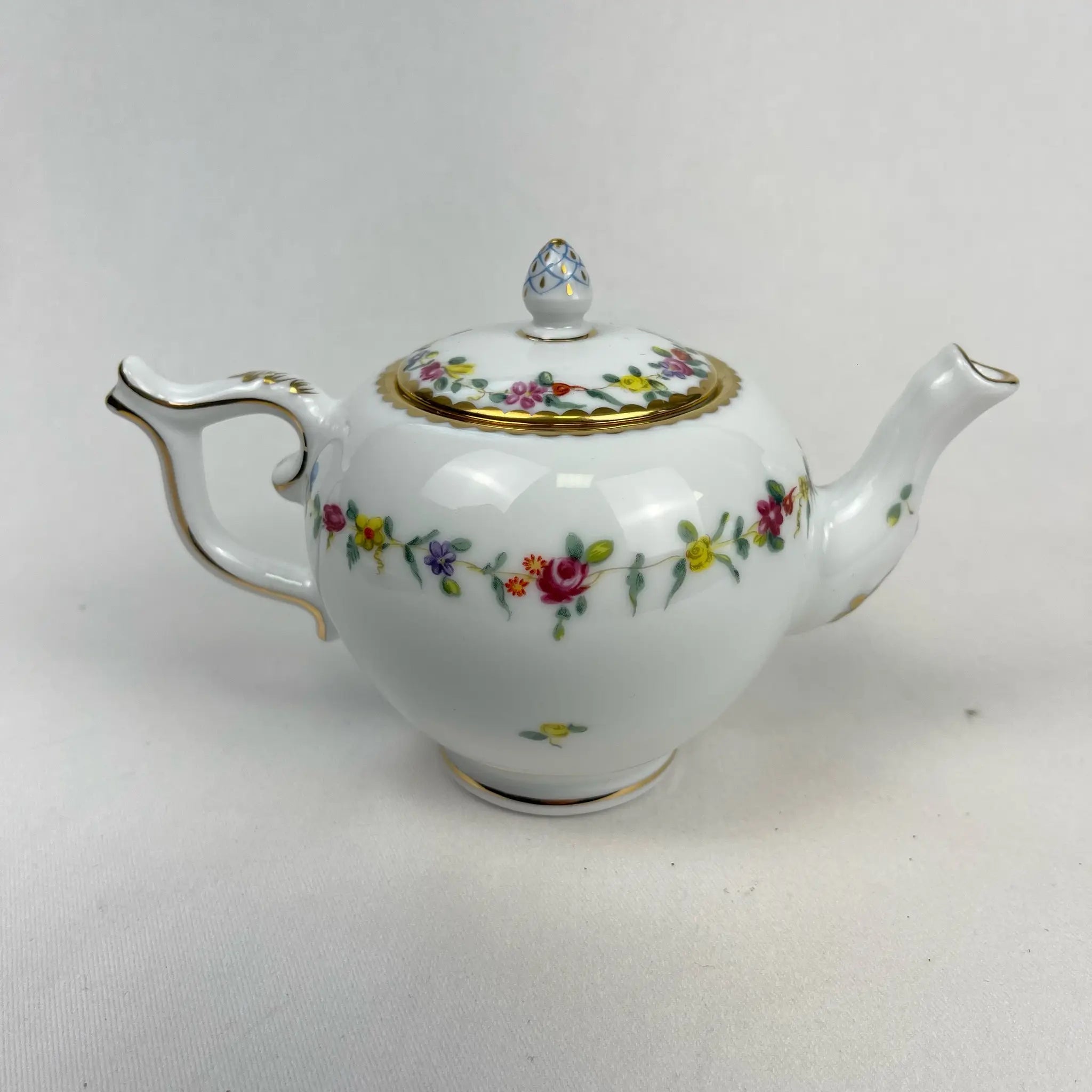 復古茶壺 / 切爾西-德比 / 維多利亞與艾爾伯特博物館切爾西-德比藏品 / 1985年 / 英國 / 富蘭克林造幣廠